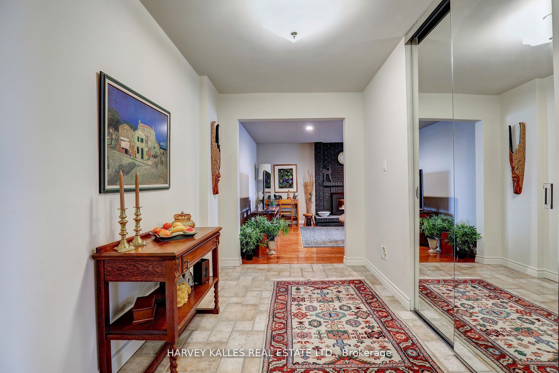 18 La Rose Avenue Th16 Property Photo 8