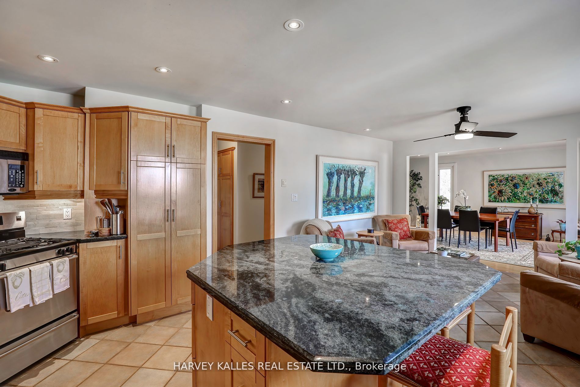 18 La Rose Avenue Th16 Property Photo 15