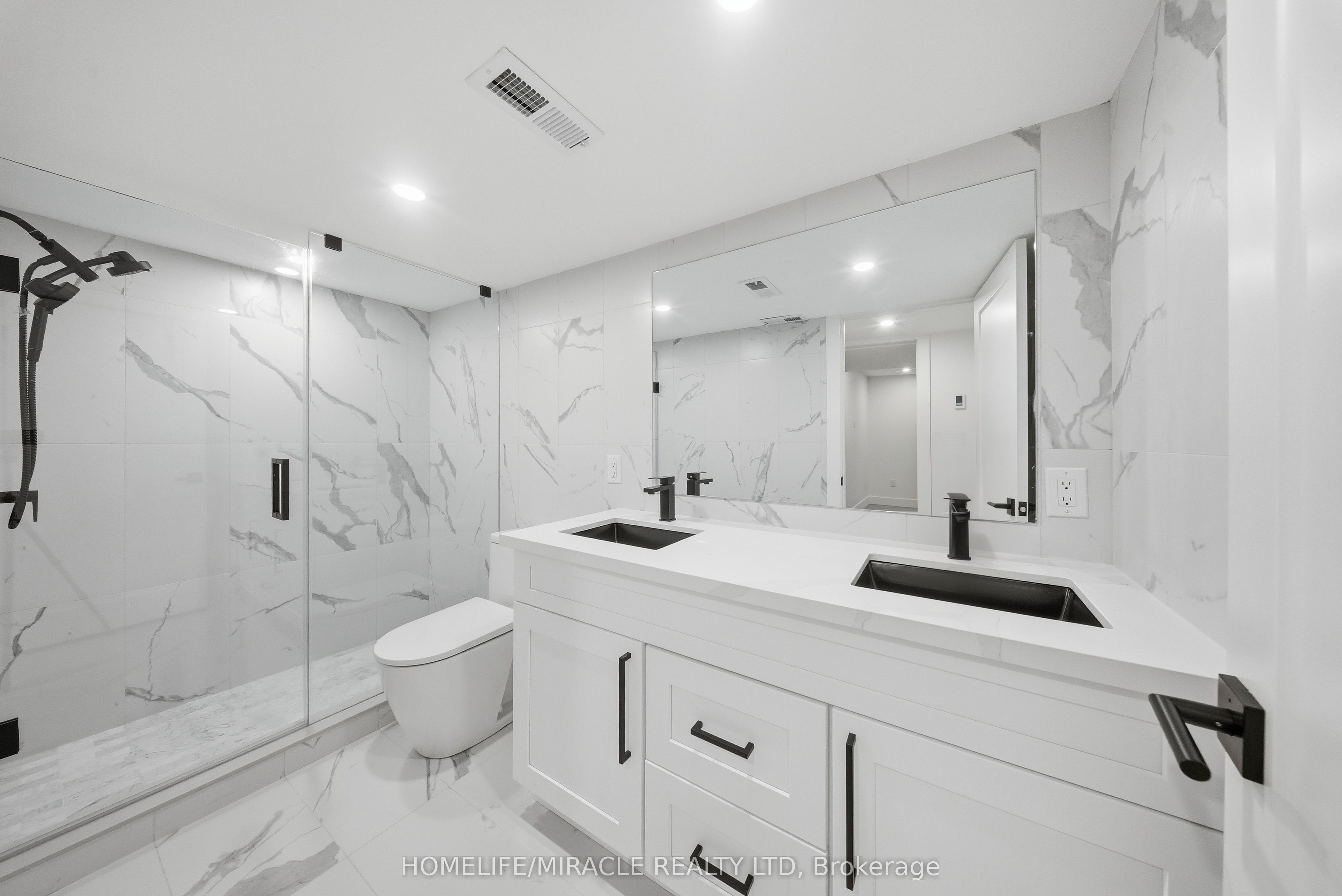 1653 Glenburnie Road Property Photo 34