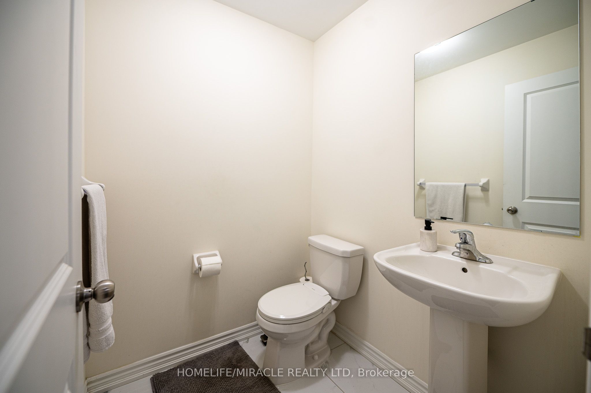 23 Arrowview Drive Property Photo 13