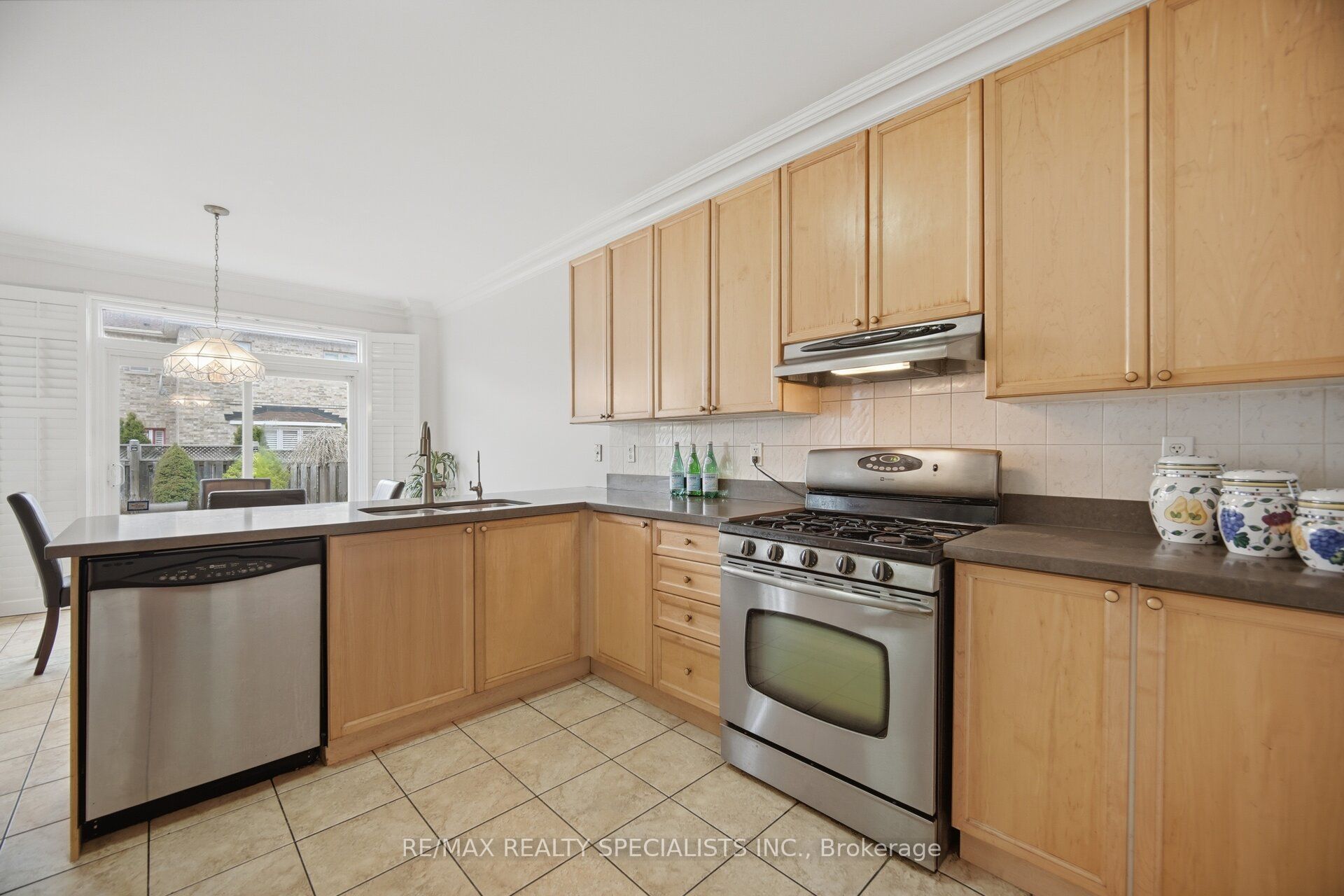3225 Escada Drive Property Photo 9
