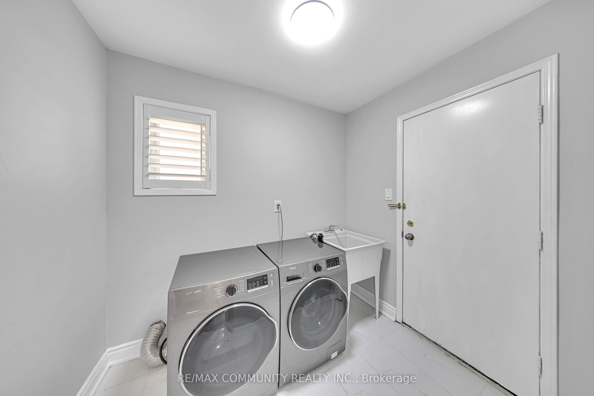 5326 Segriff Drive Property Photo 23