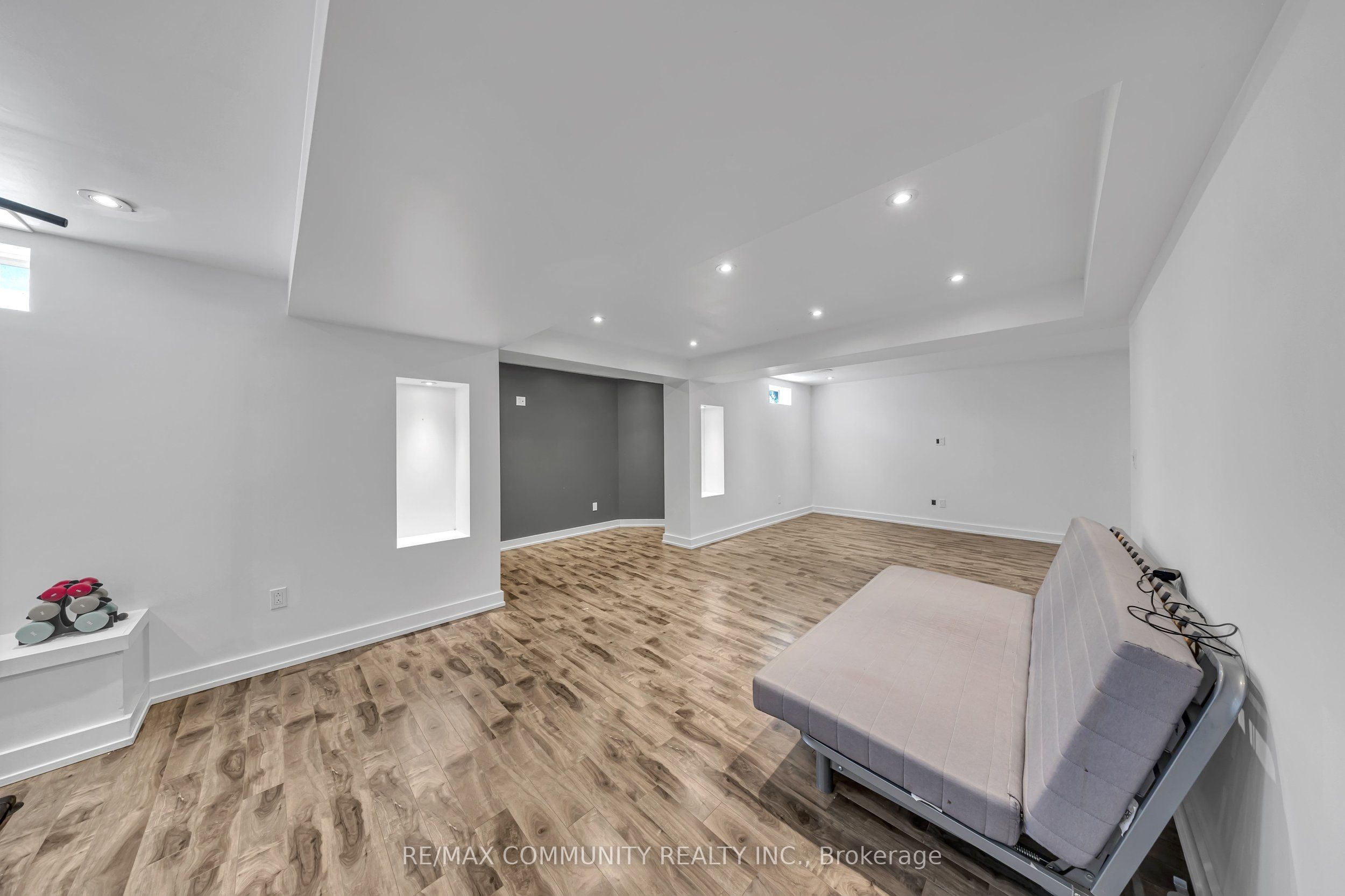 5326 Segriff Drive Property Photo 41