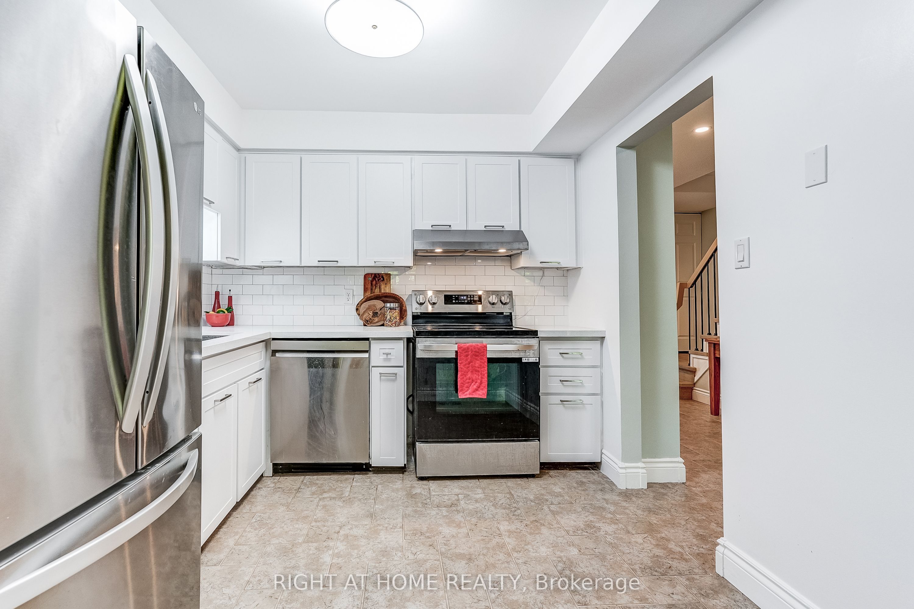2120 Rathburn Road E 55 Property Photo 10