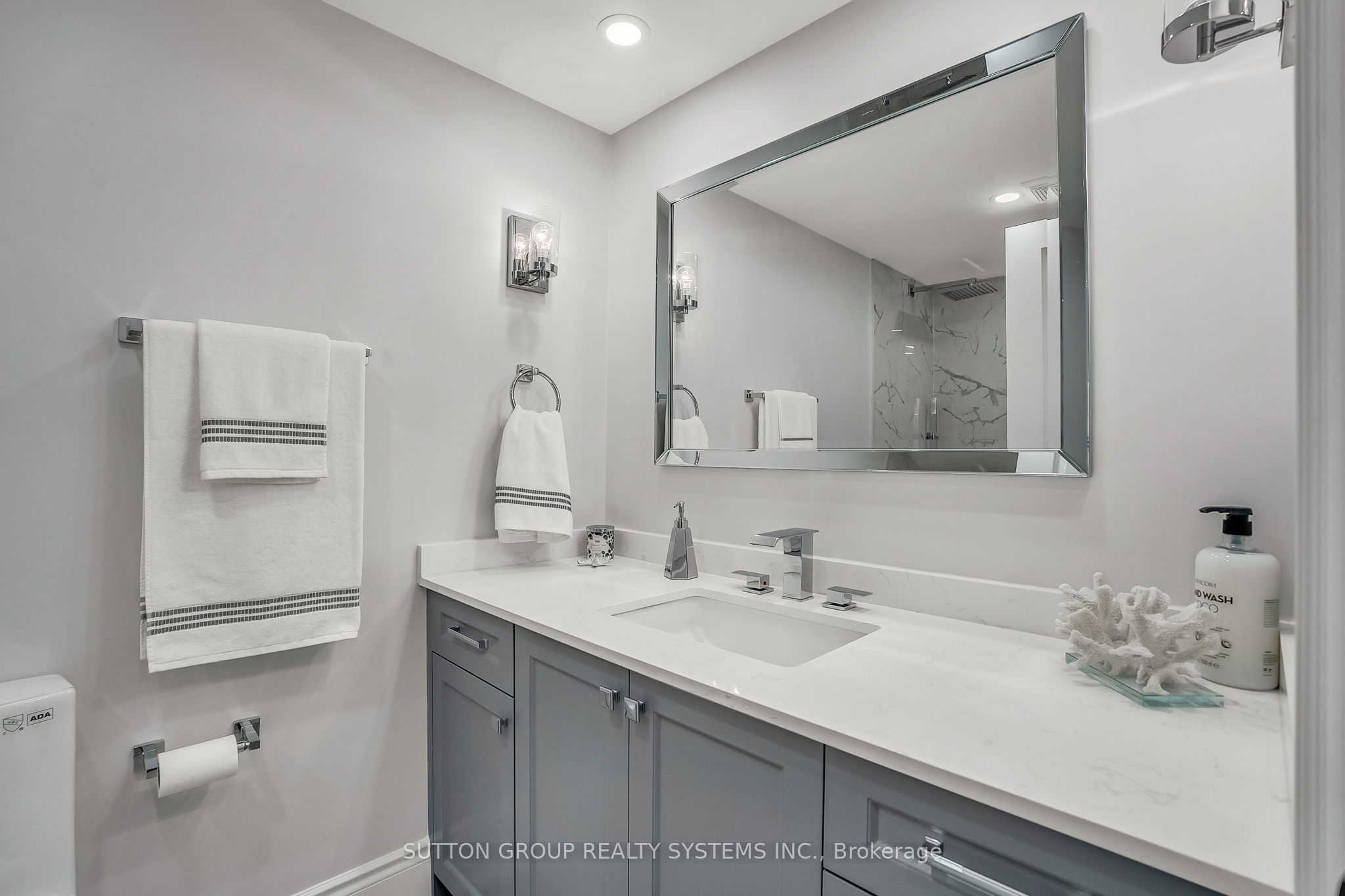 2180 Marine Drive 501 Property Photo 43