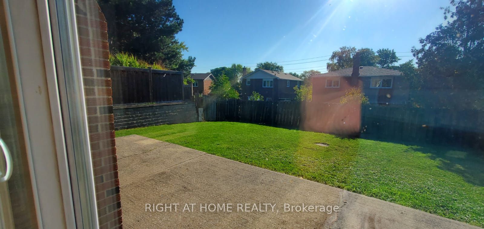 2406 Poplar Crescent Main Property Photo 26