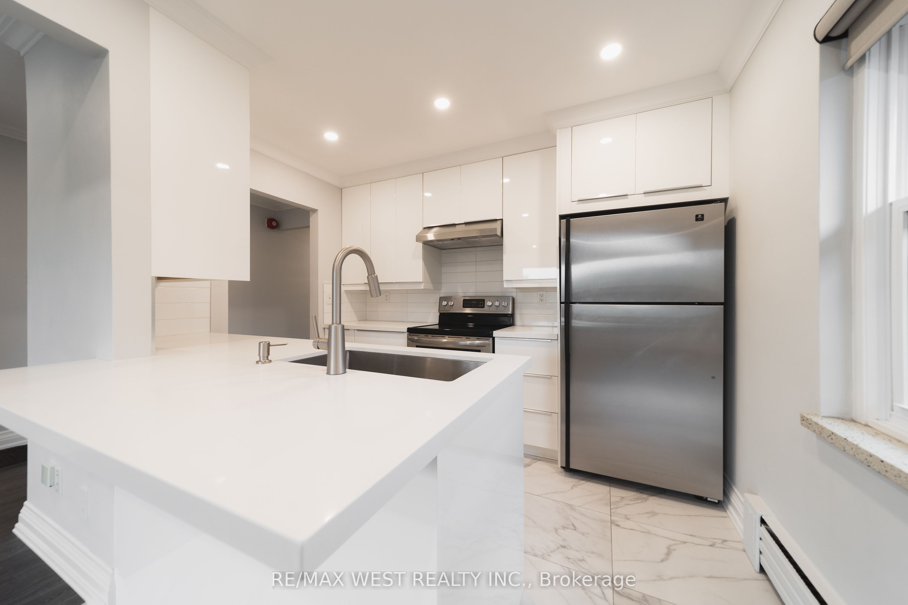 237 Melrose Street 7 Property Photo 1