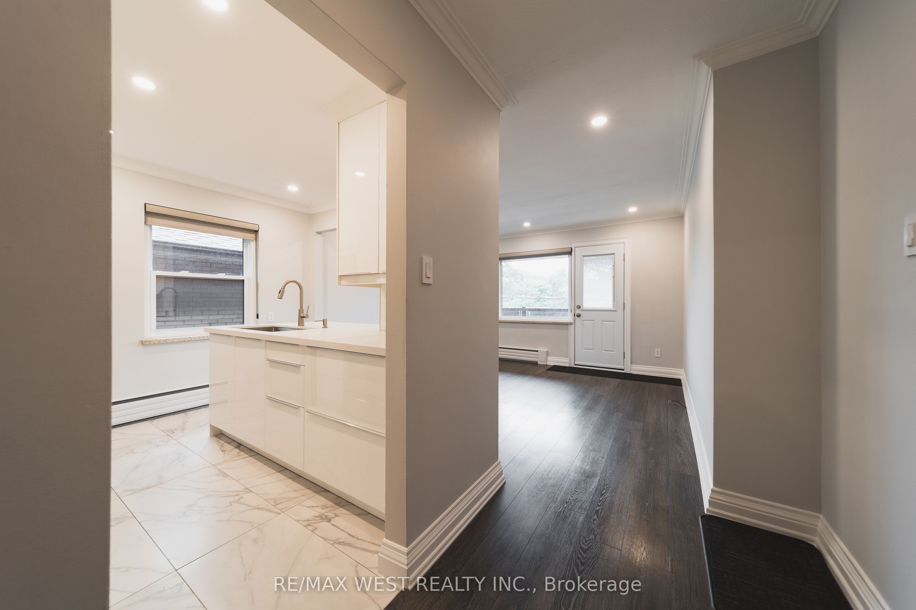 237 Melrose Street 7 Property Photo 9