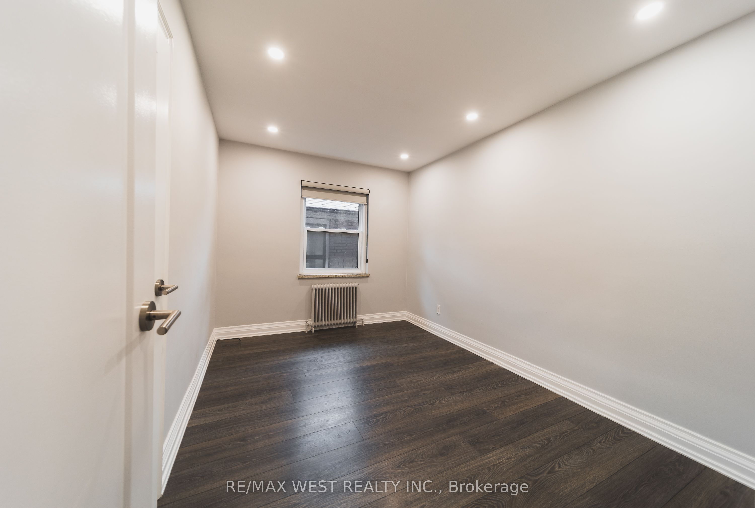 237 Melrose Street 7 Property Photo 10