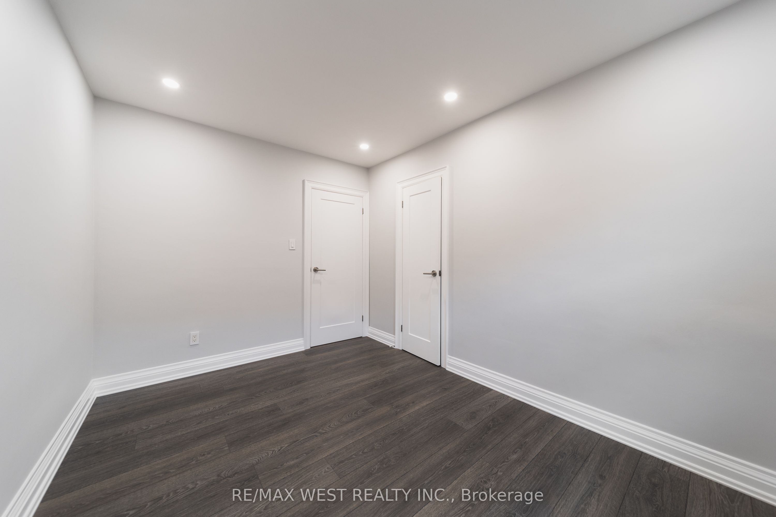237 Melrose Street 7 Property Photo 14