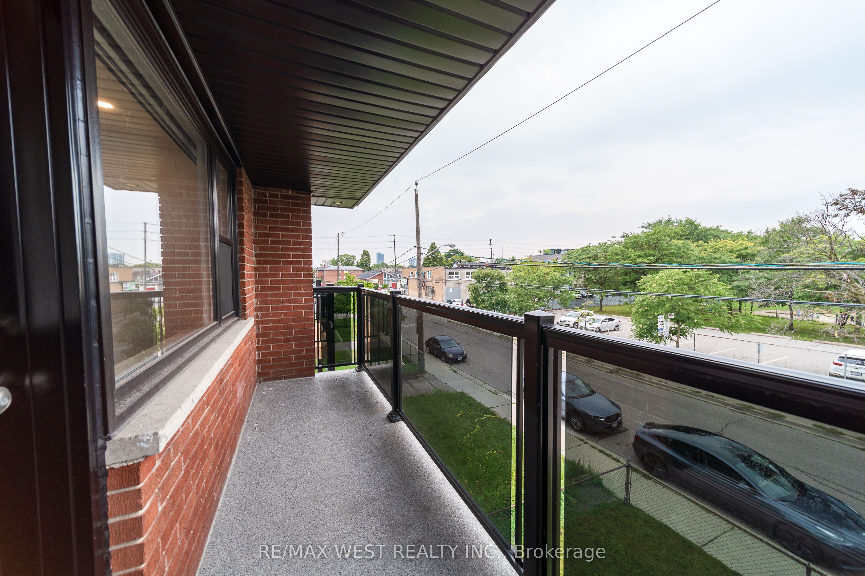 237 Melrose Street 7 Property Photo 15