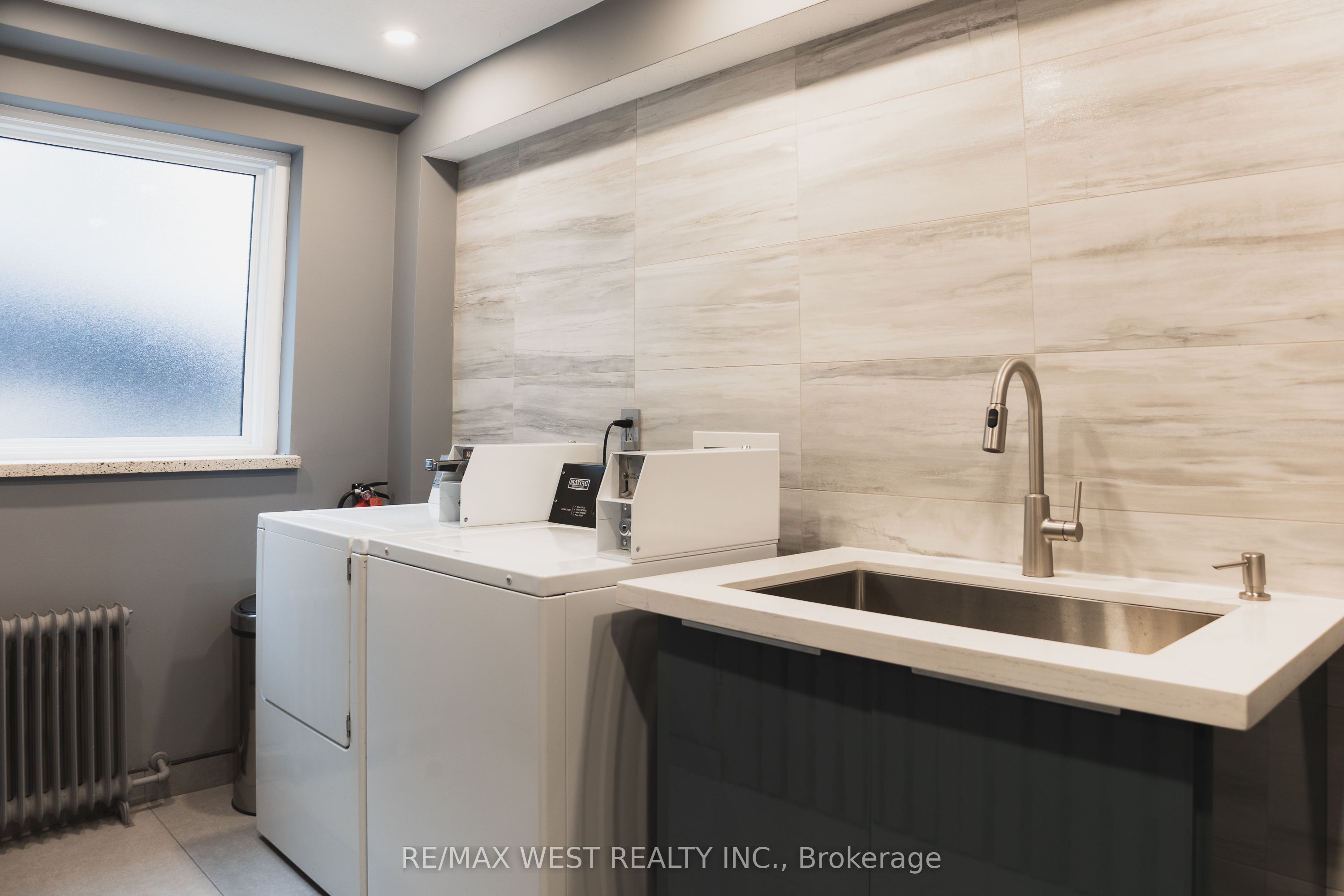 237 Melrose Street 7 Property Photo 17