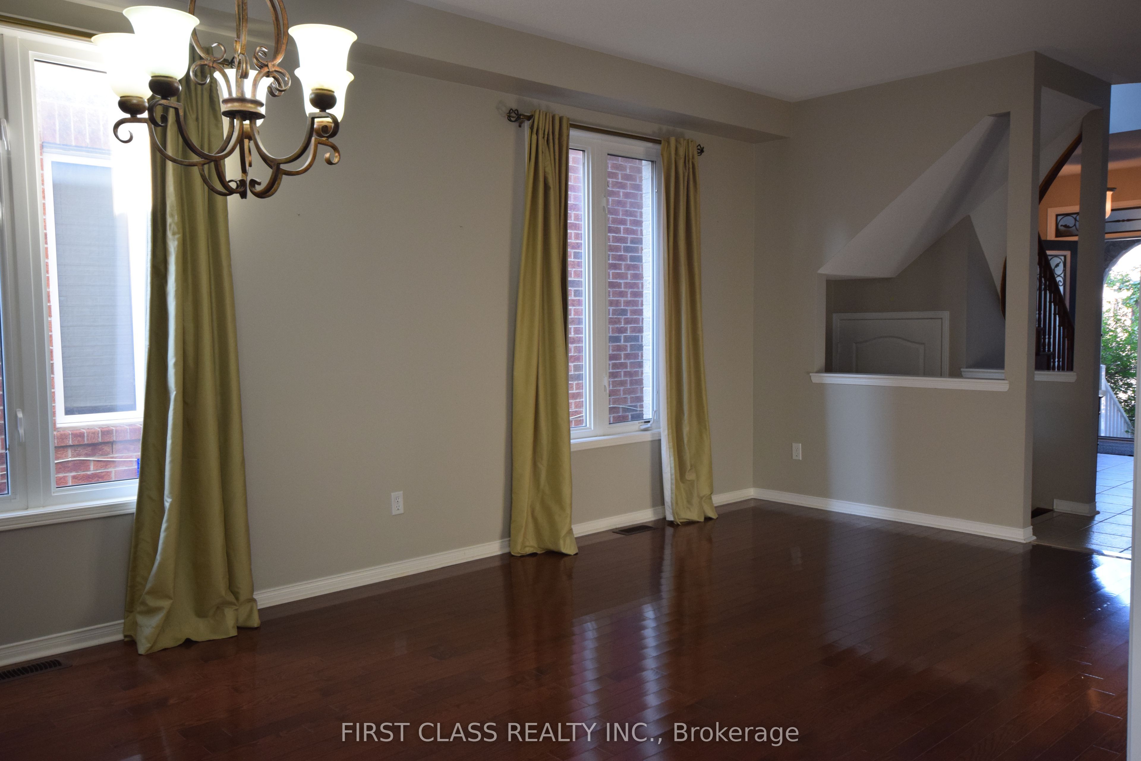 5168 Littlebend Drive Property Photo 4