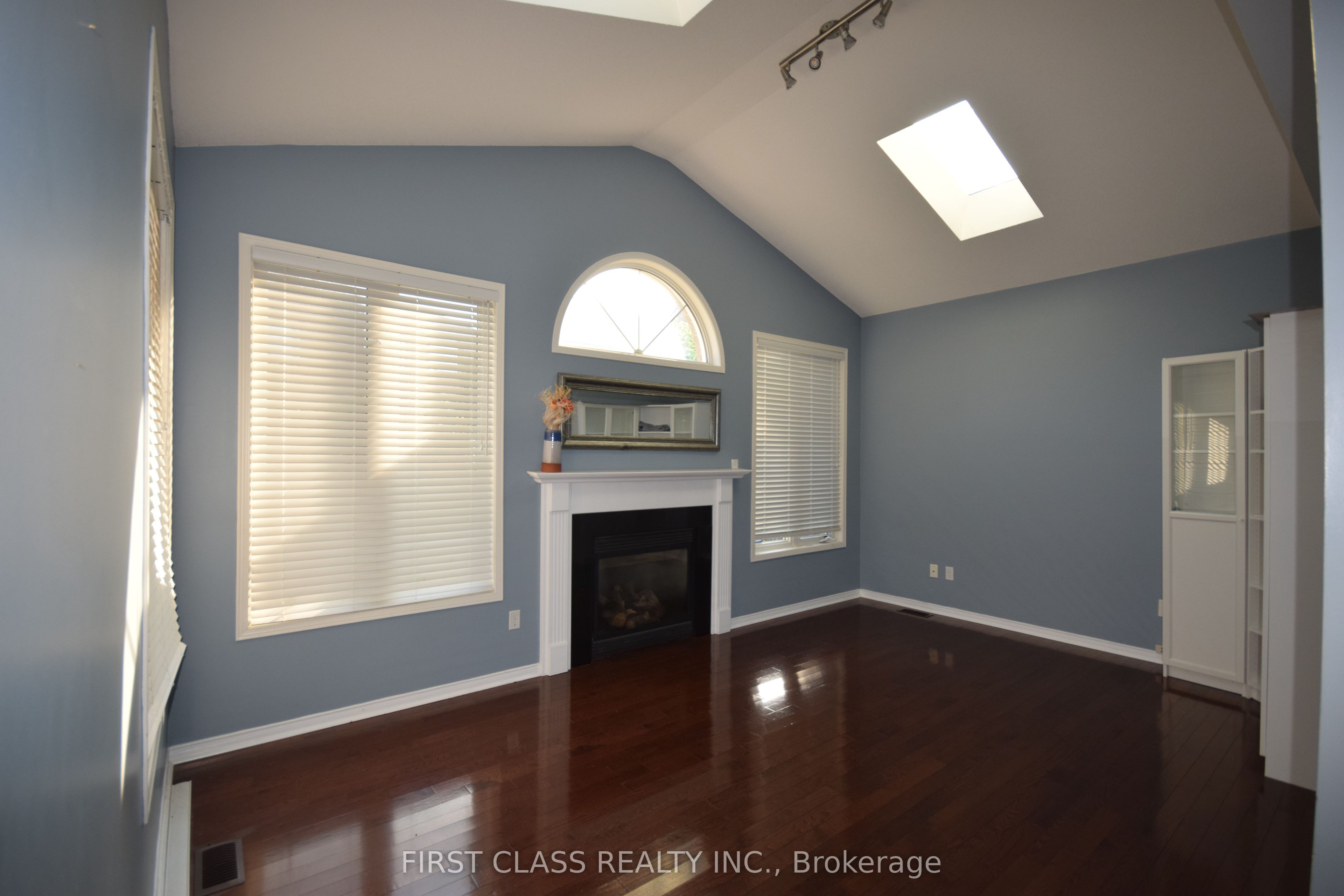 5168 Littlebend Drive Property Photo 5