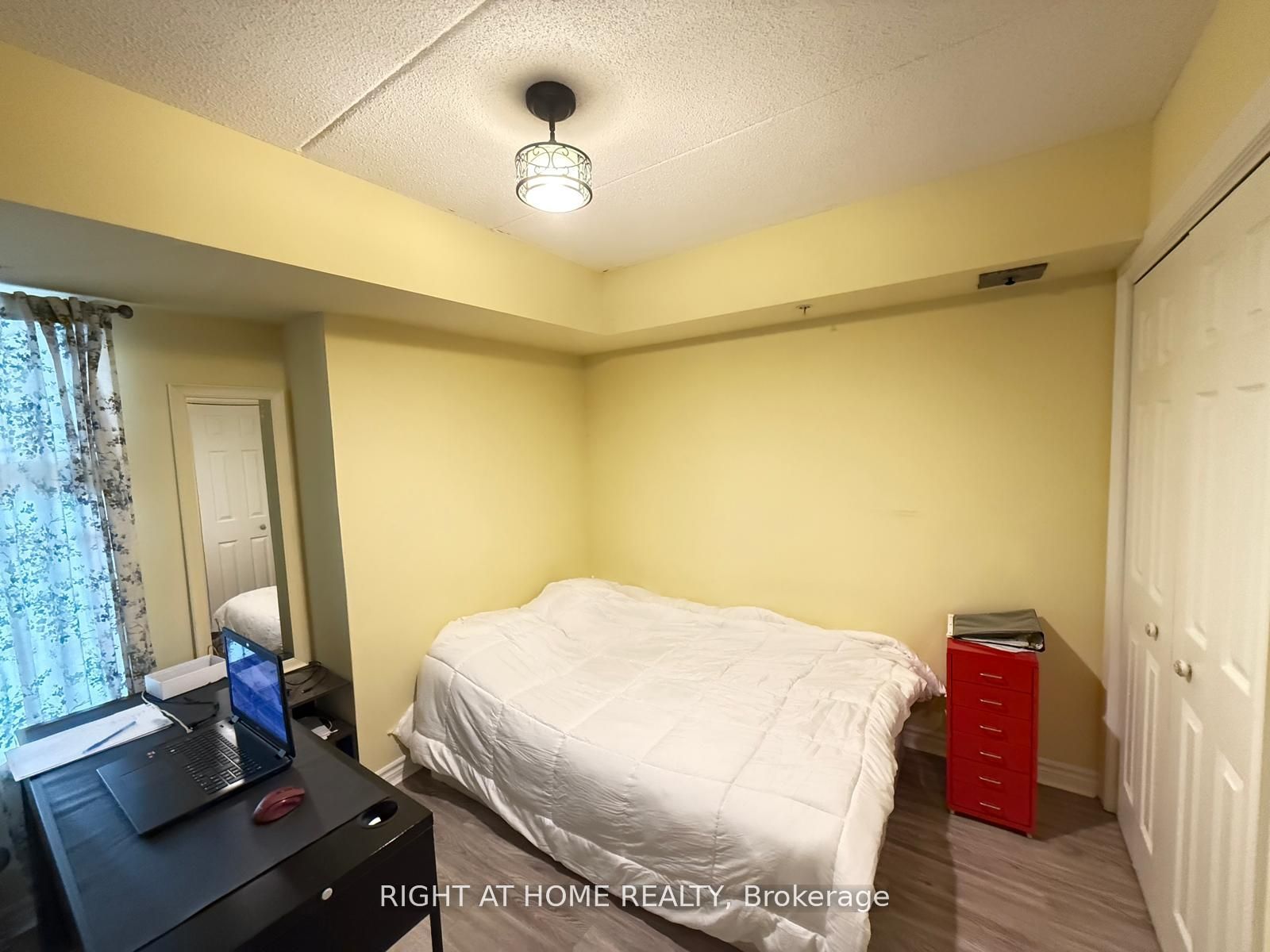 1340 Main Street 206 Property Photo 6