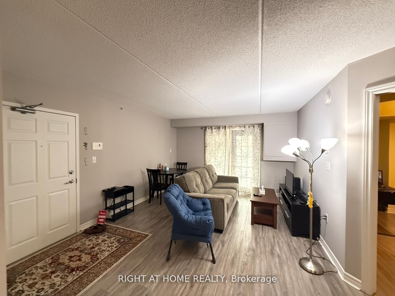 1340 Main Street 206 Property Photo 11