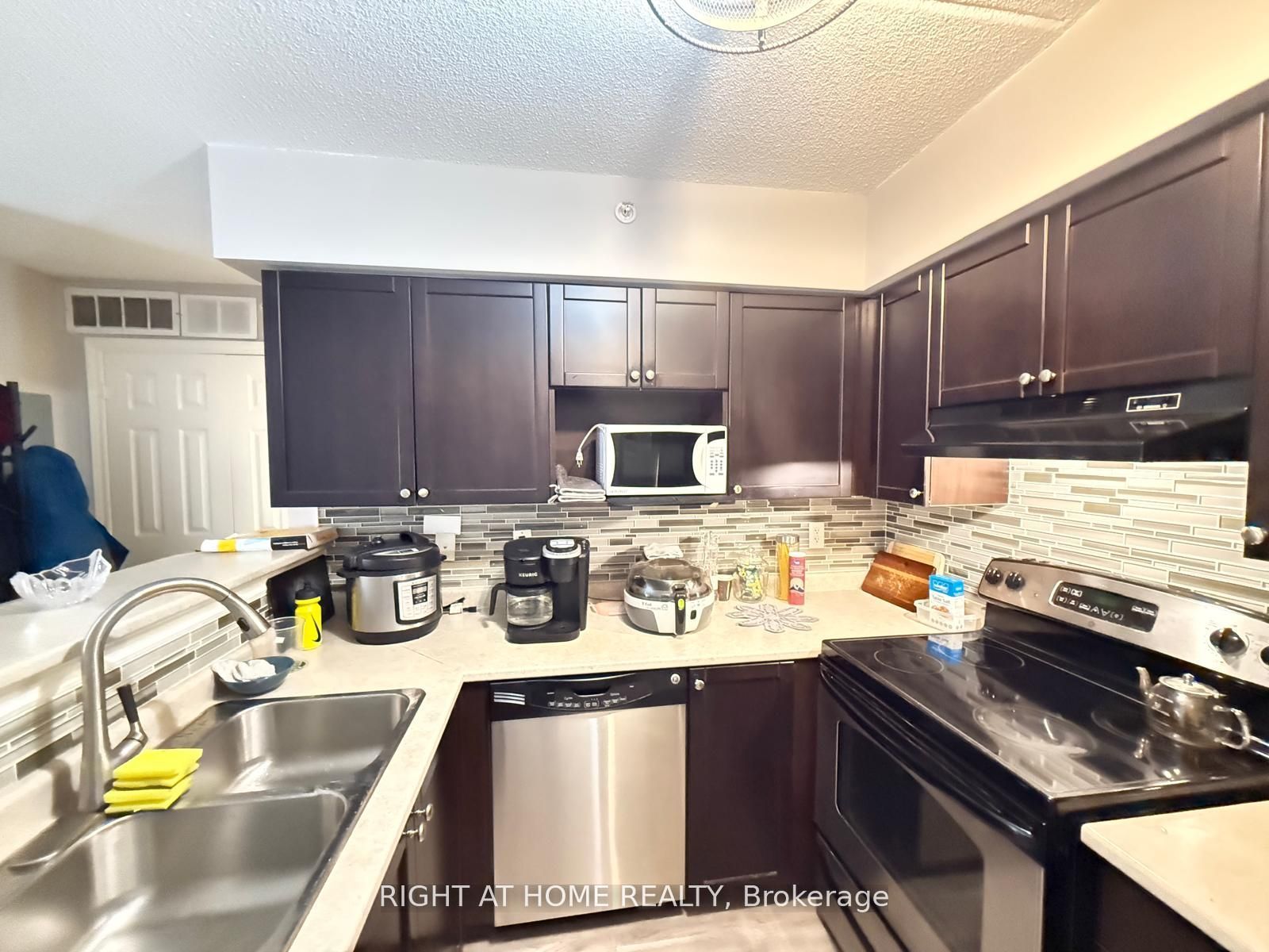 1340 Main Street 206 Property Photo 12