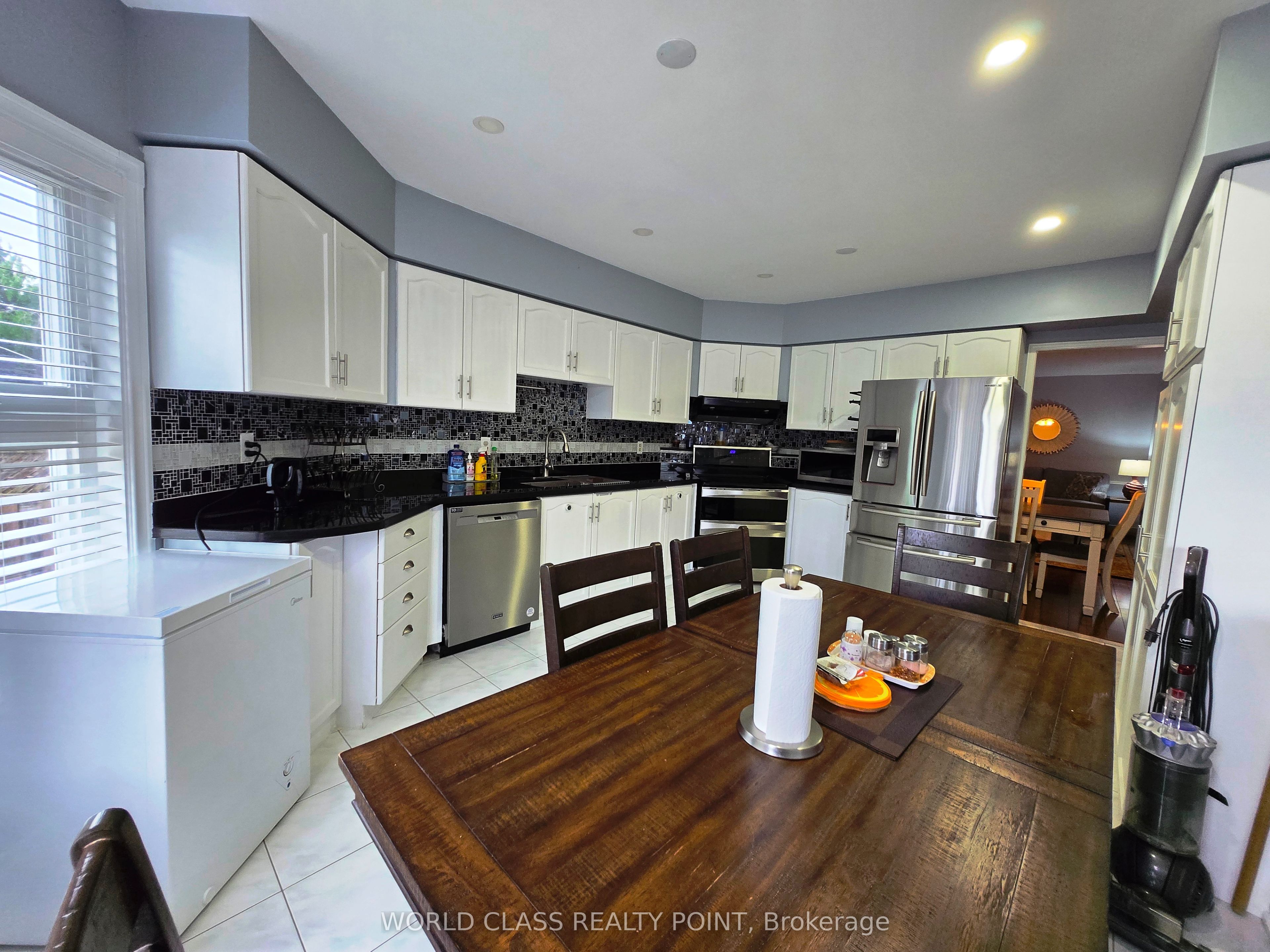 6136 Ford Road Property Photo 7