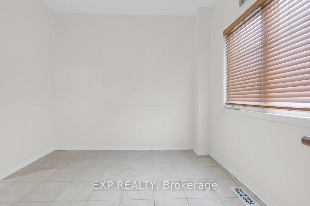 7035 Rexwood Road 13 Property Photo 10