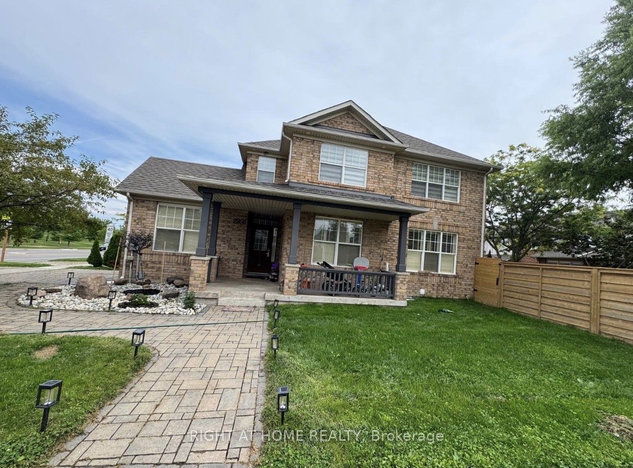 2956 Westoak Trails Boulevard Property Photo 1