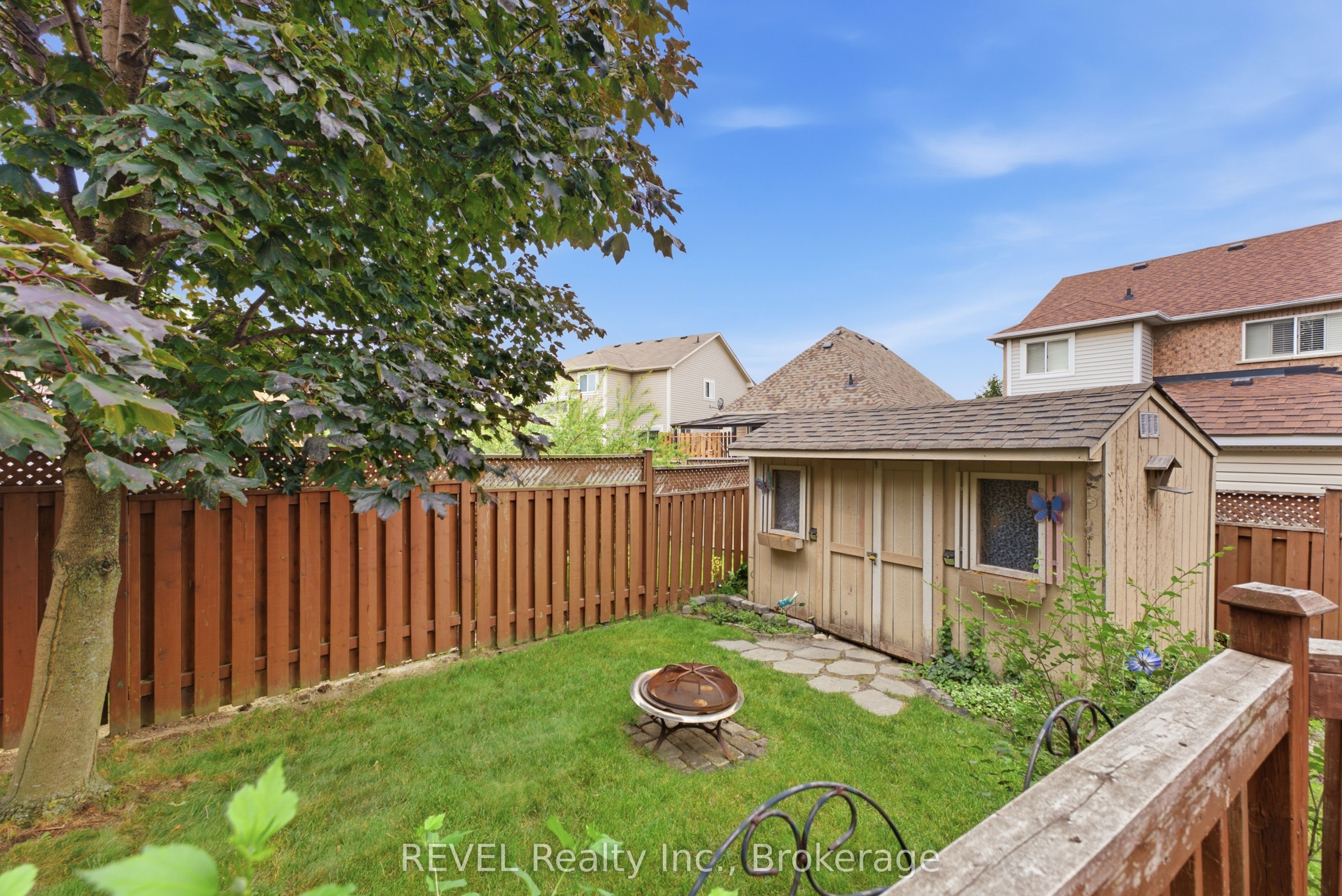 20 Hayloft Court Property Photo 37