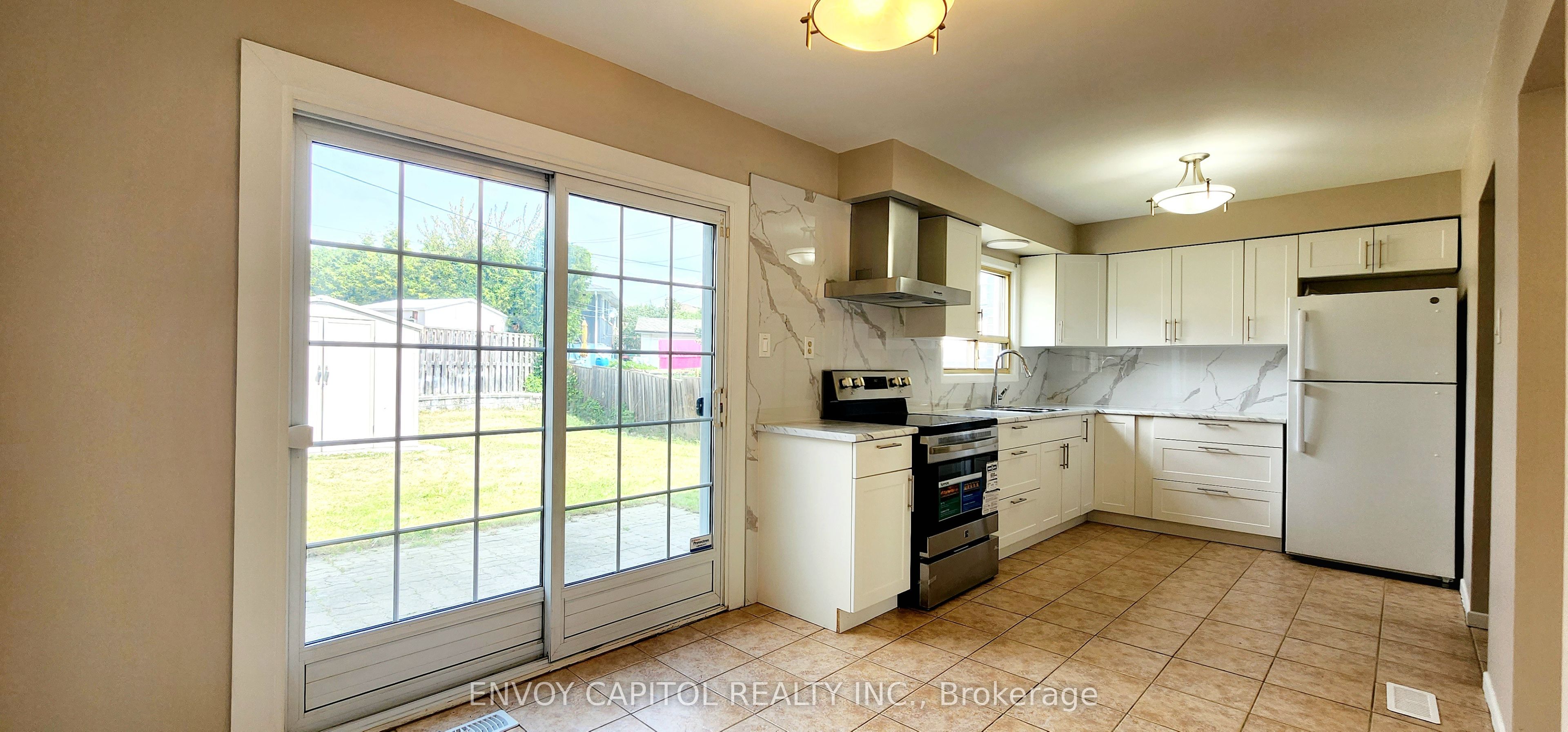14 Faulkner Crescent Property Photo 5