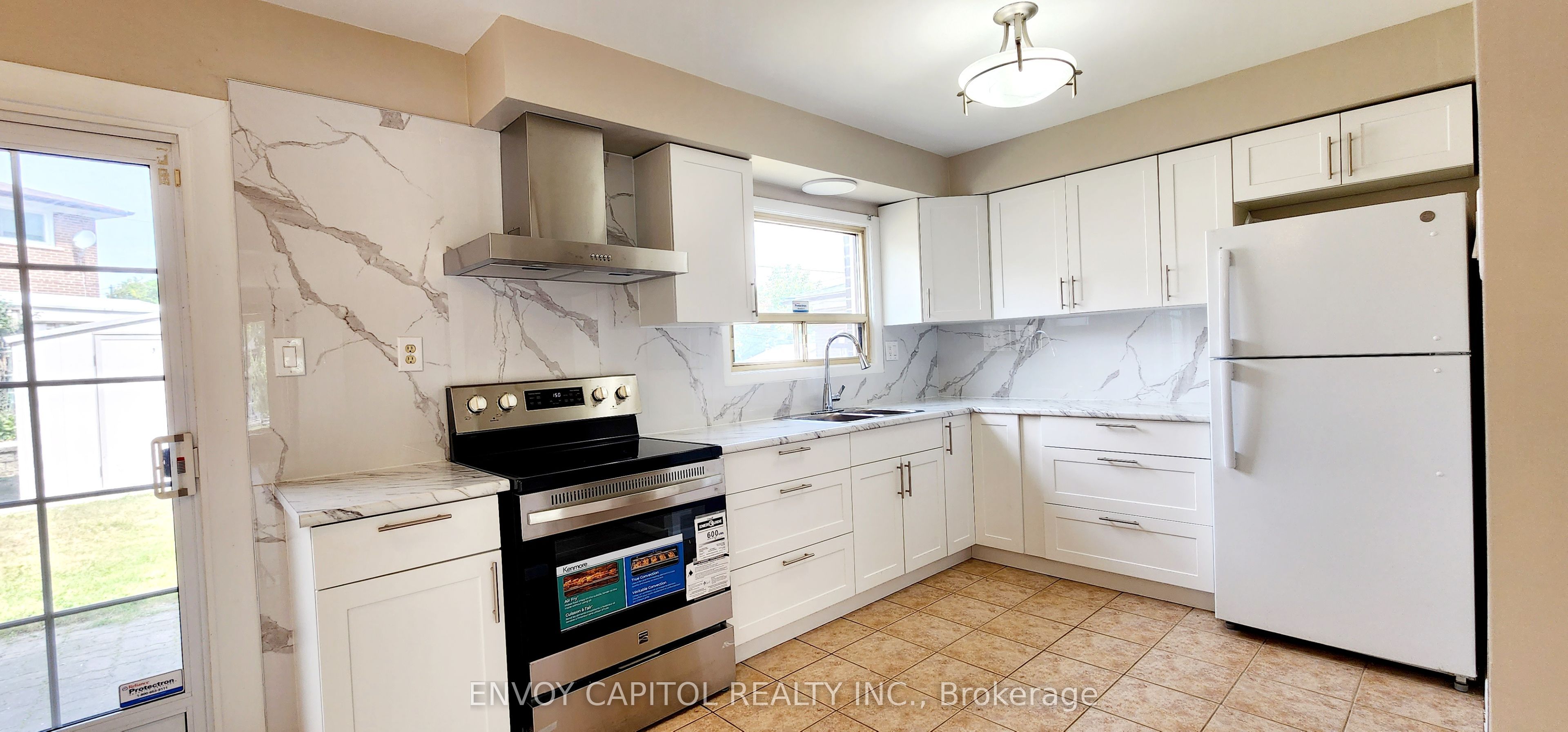 14 Faulkner Crescent Property Photo 8