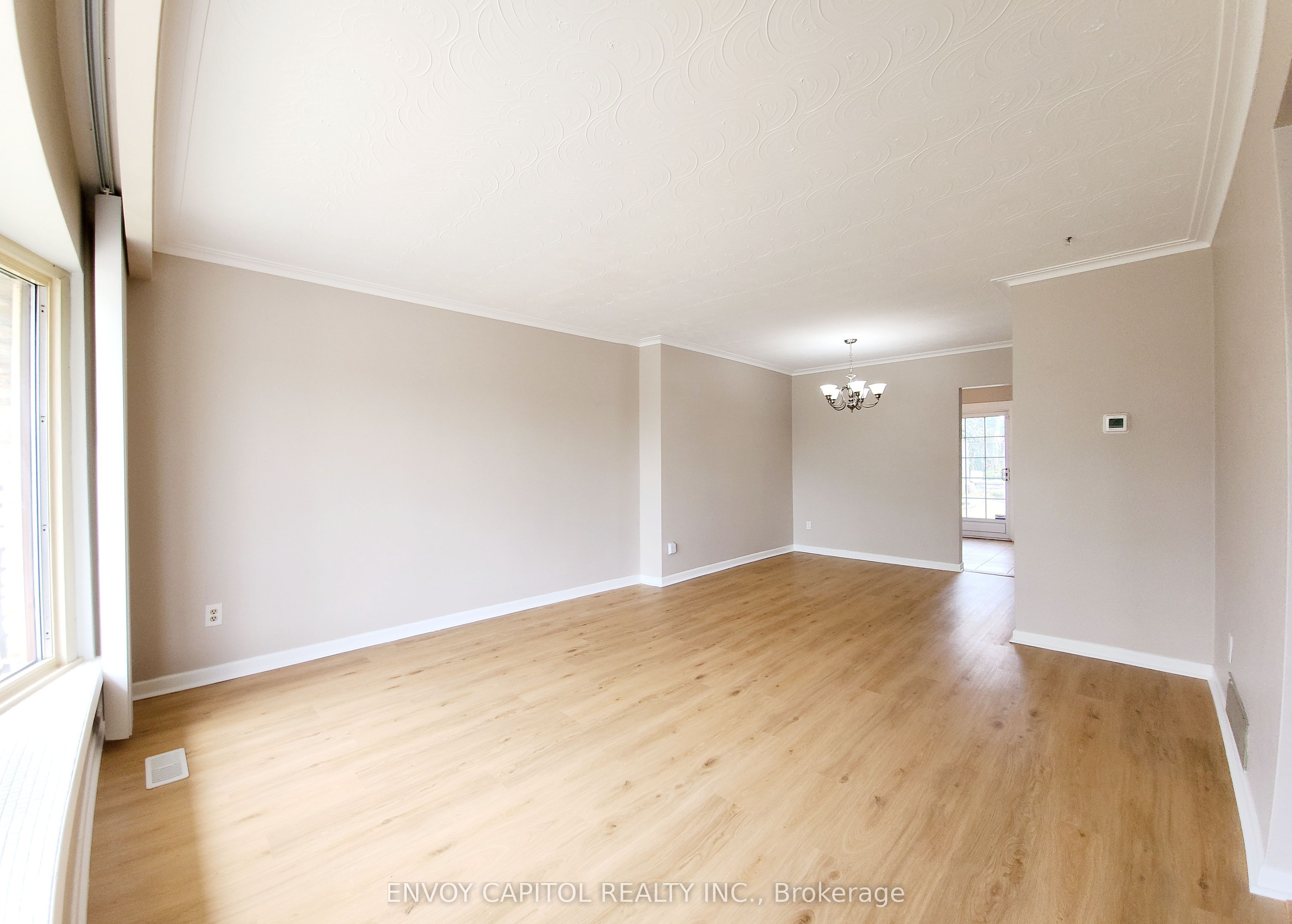 14 Faulkner Crescent Property Photo 9