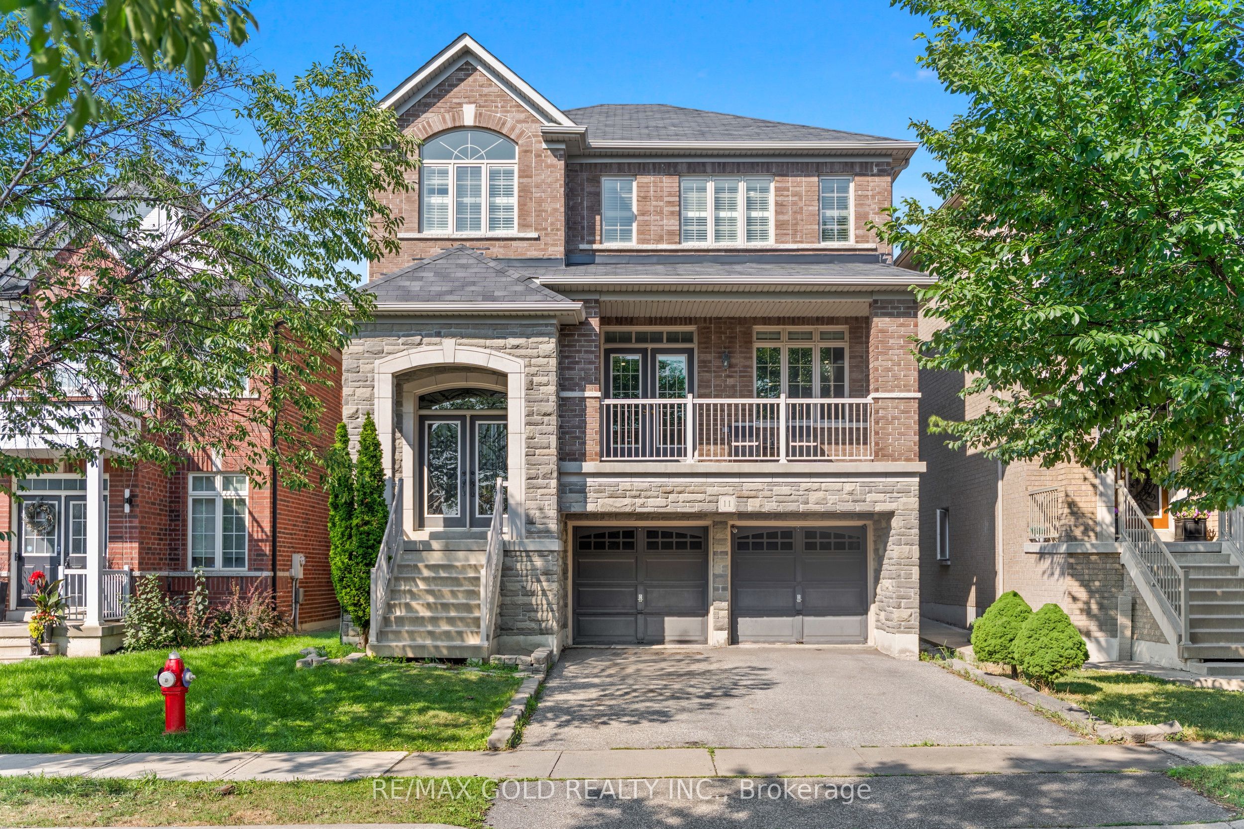 11 Clearfield Drive Property Photo 1