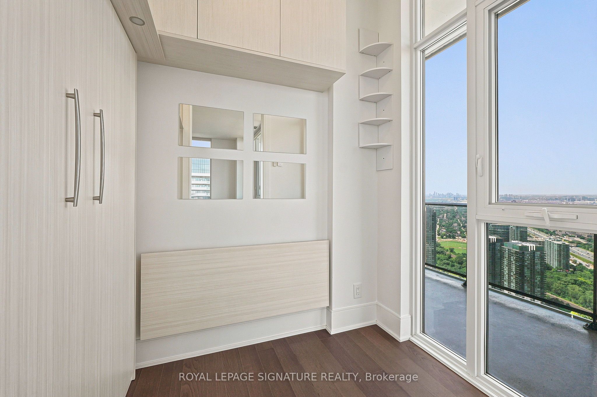 70 Annie Craig Drive Lph 1 Property Photo 6