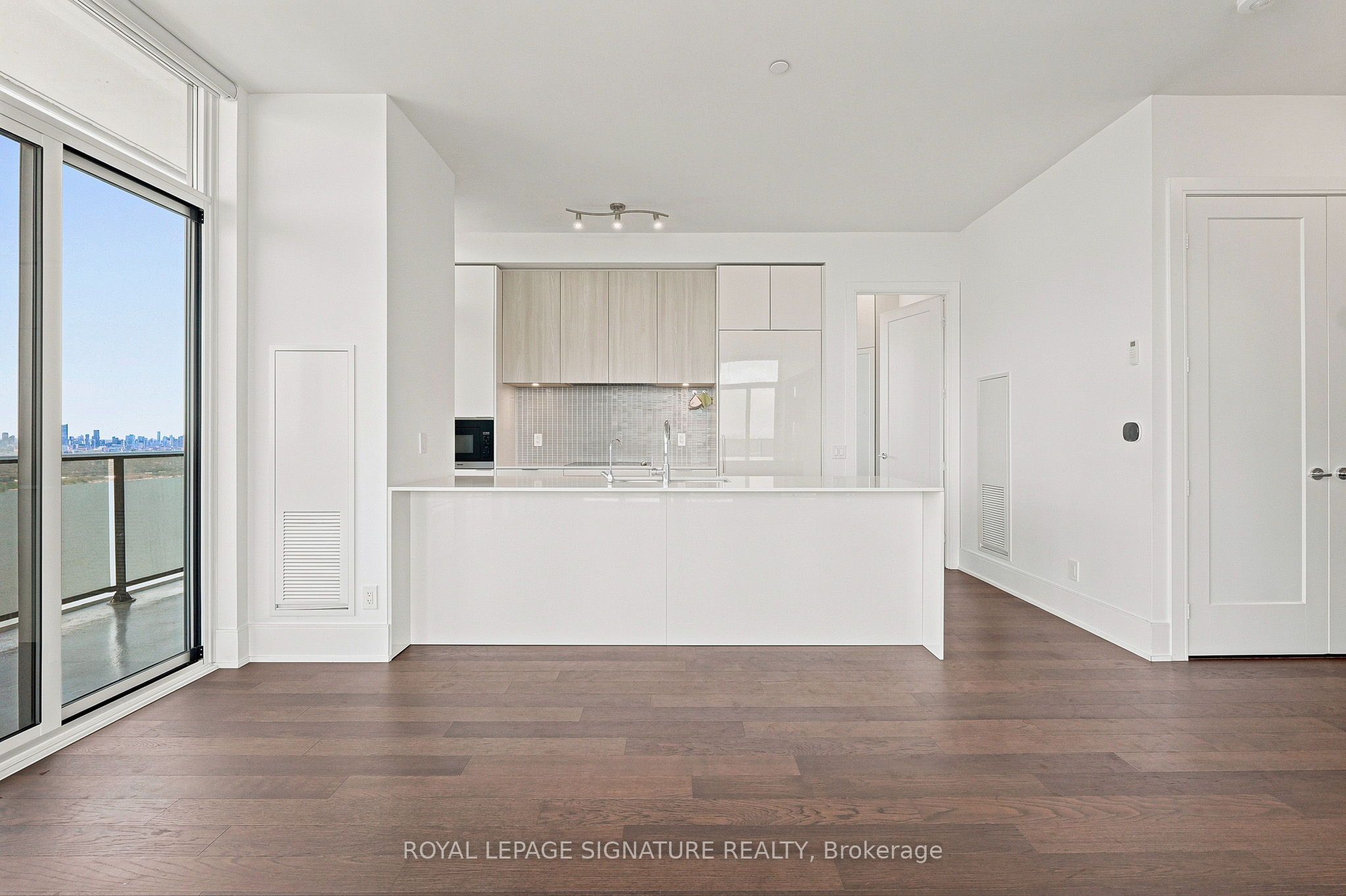 70 Annie Craig Drive Lph 1 Property Photo 29