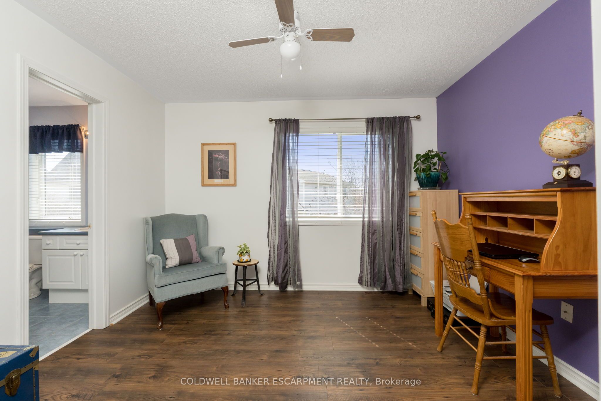 593 Caverhill Crescent Property Photo 21