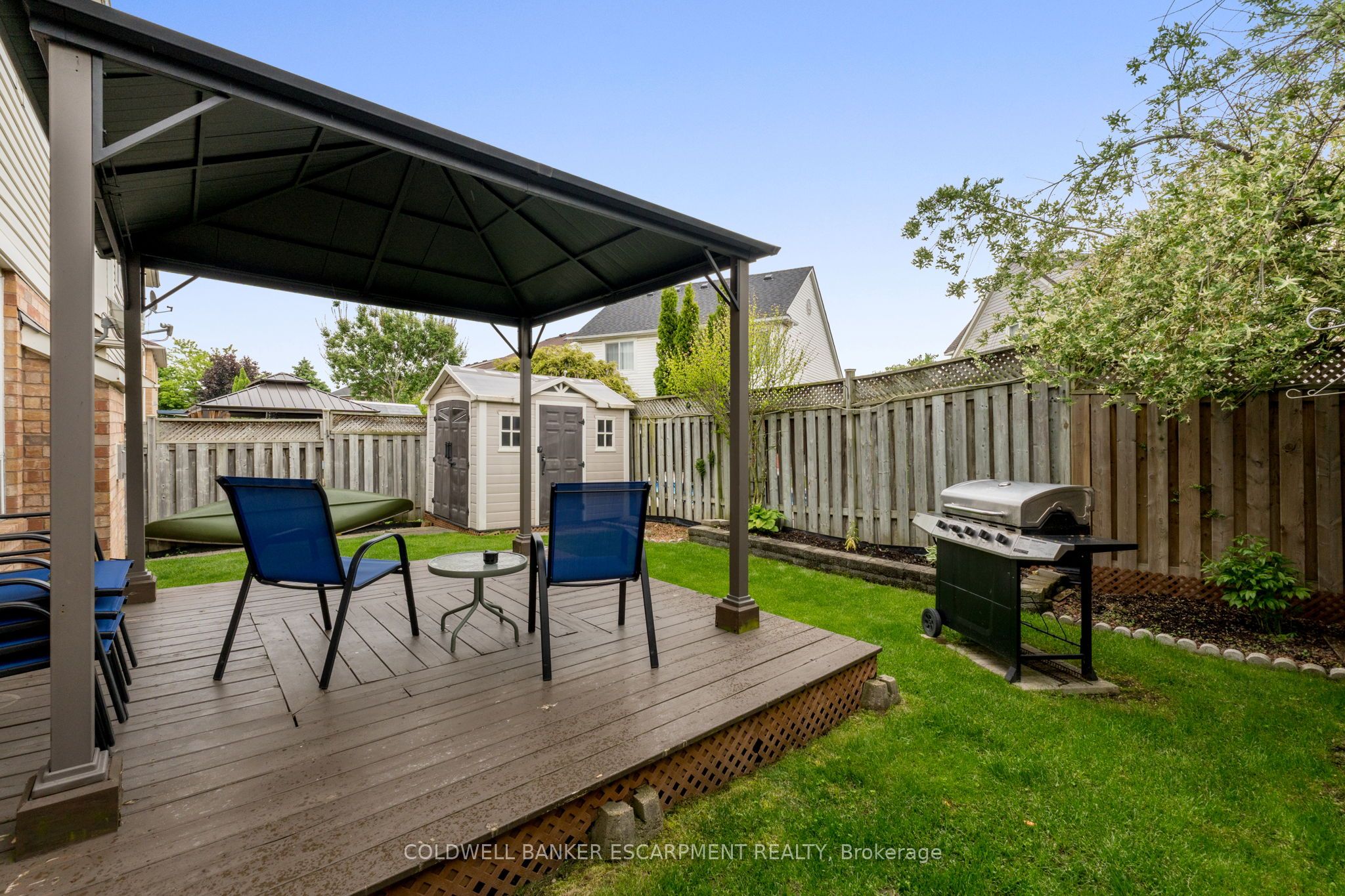 593 Caverhill Crescent Property Photo 43