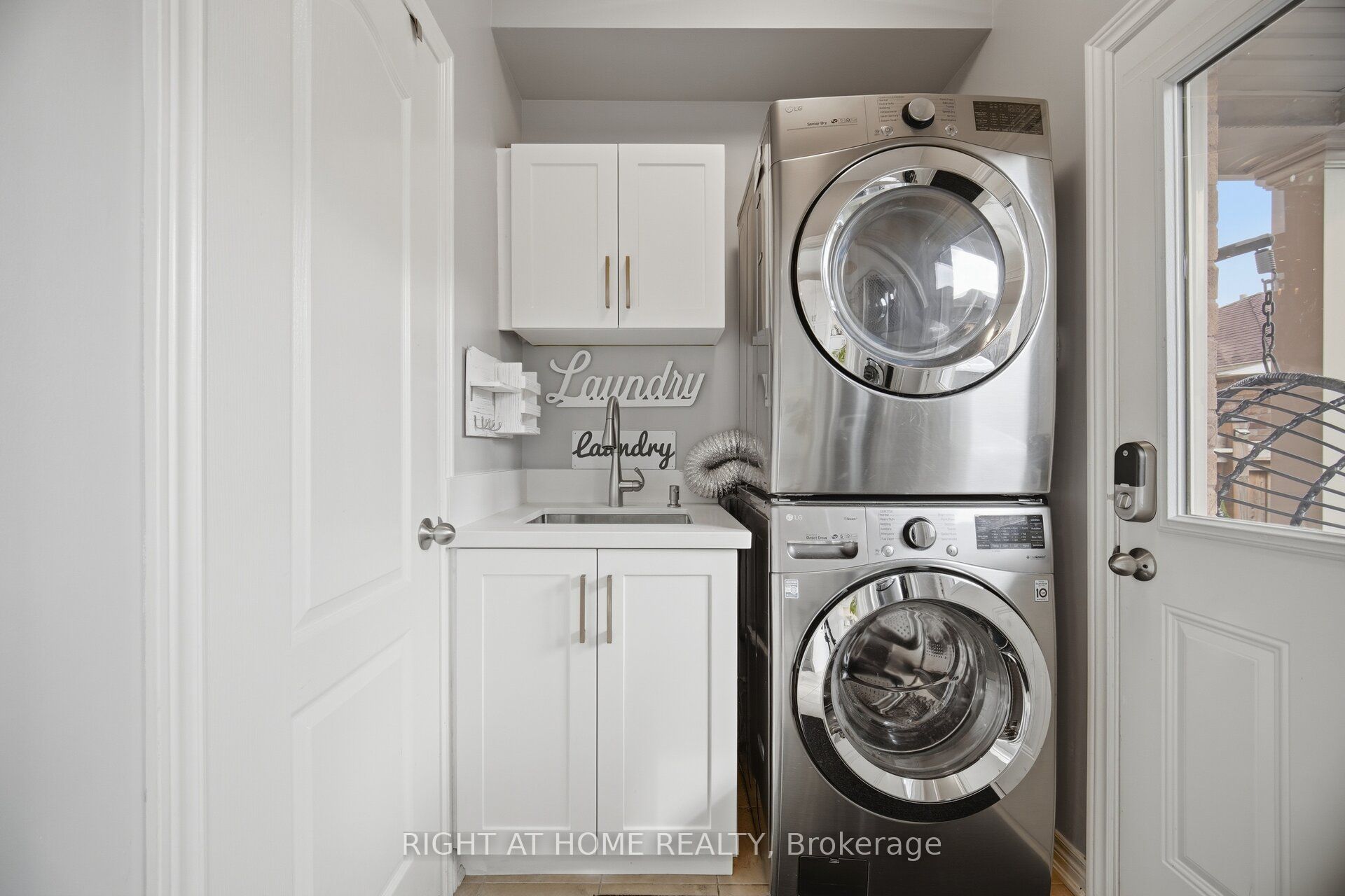 3186 Robert Brown Boulevard Property Photo 16