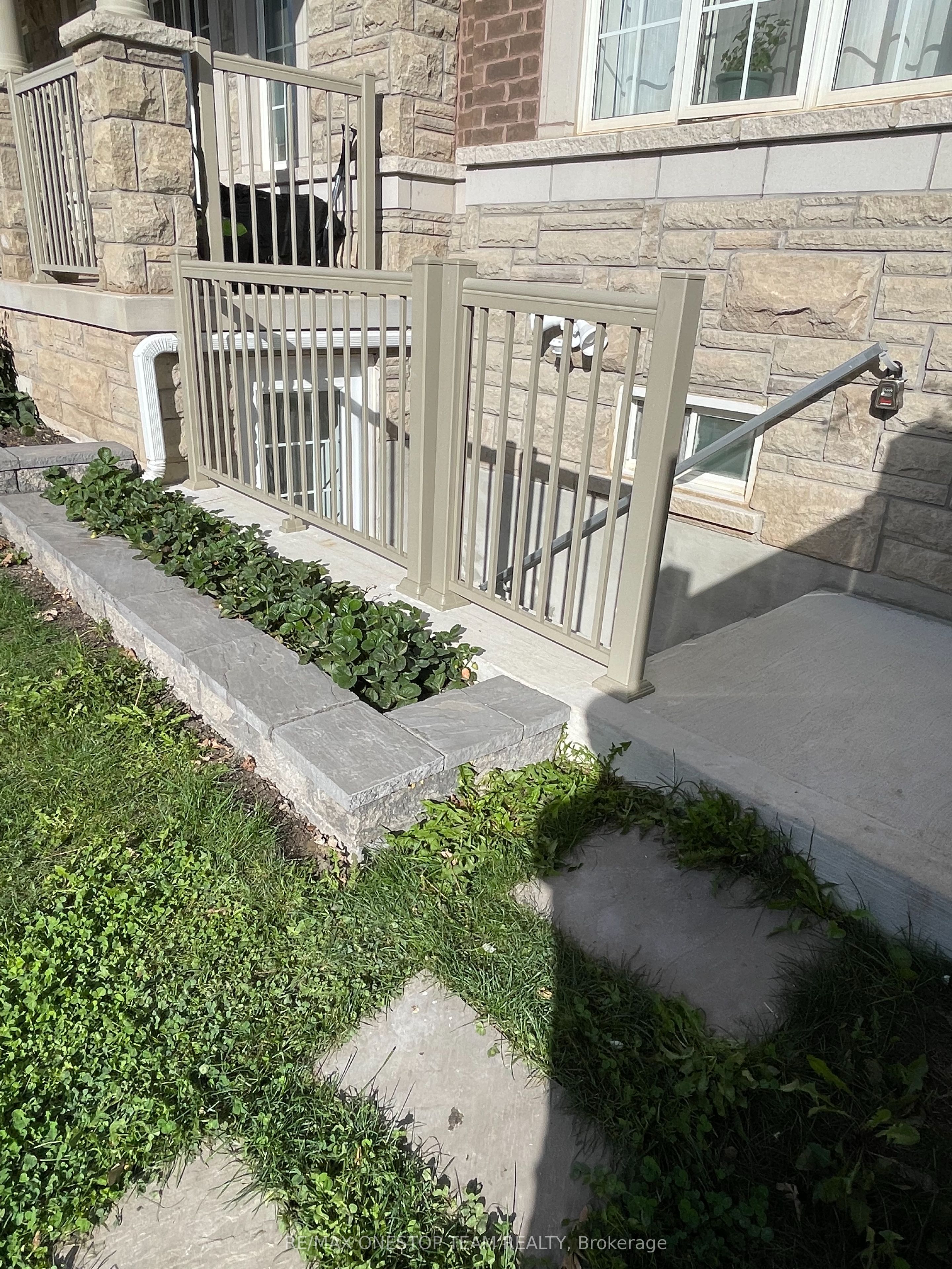 3117 River Rock Path Lower Property Photo 2