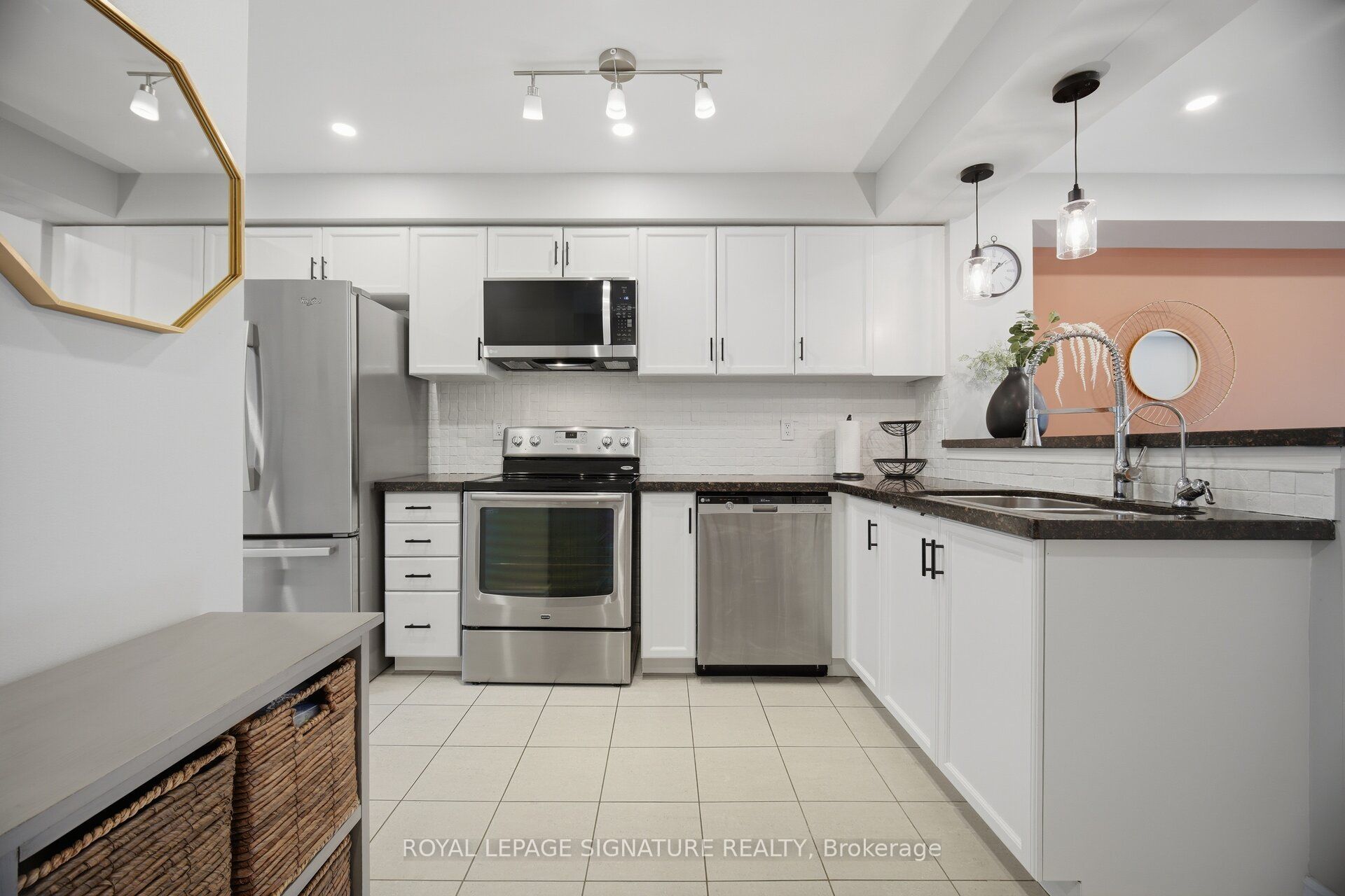 5940 Glen Erin Drive 19a Property Photo 7