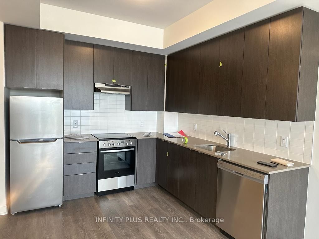 62 Sky Harbour Drive 209 Property Photo 1