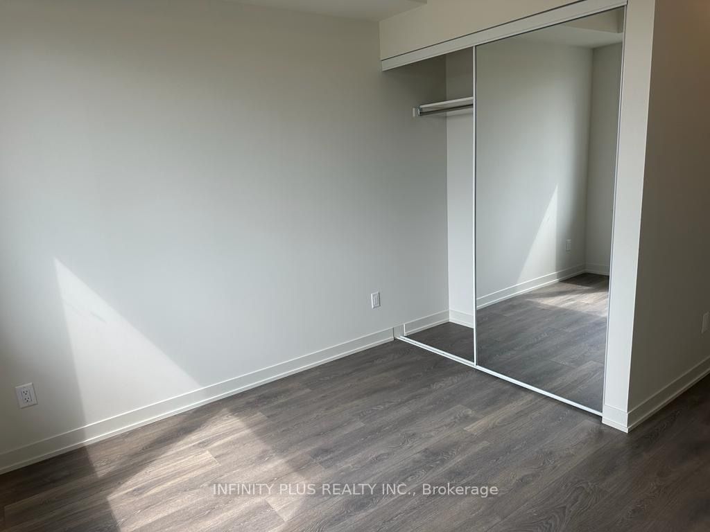 62 Sky Harbour Drive 209 Property Photo 6