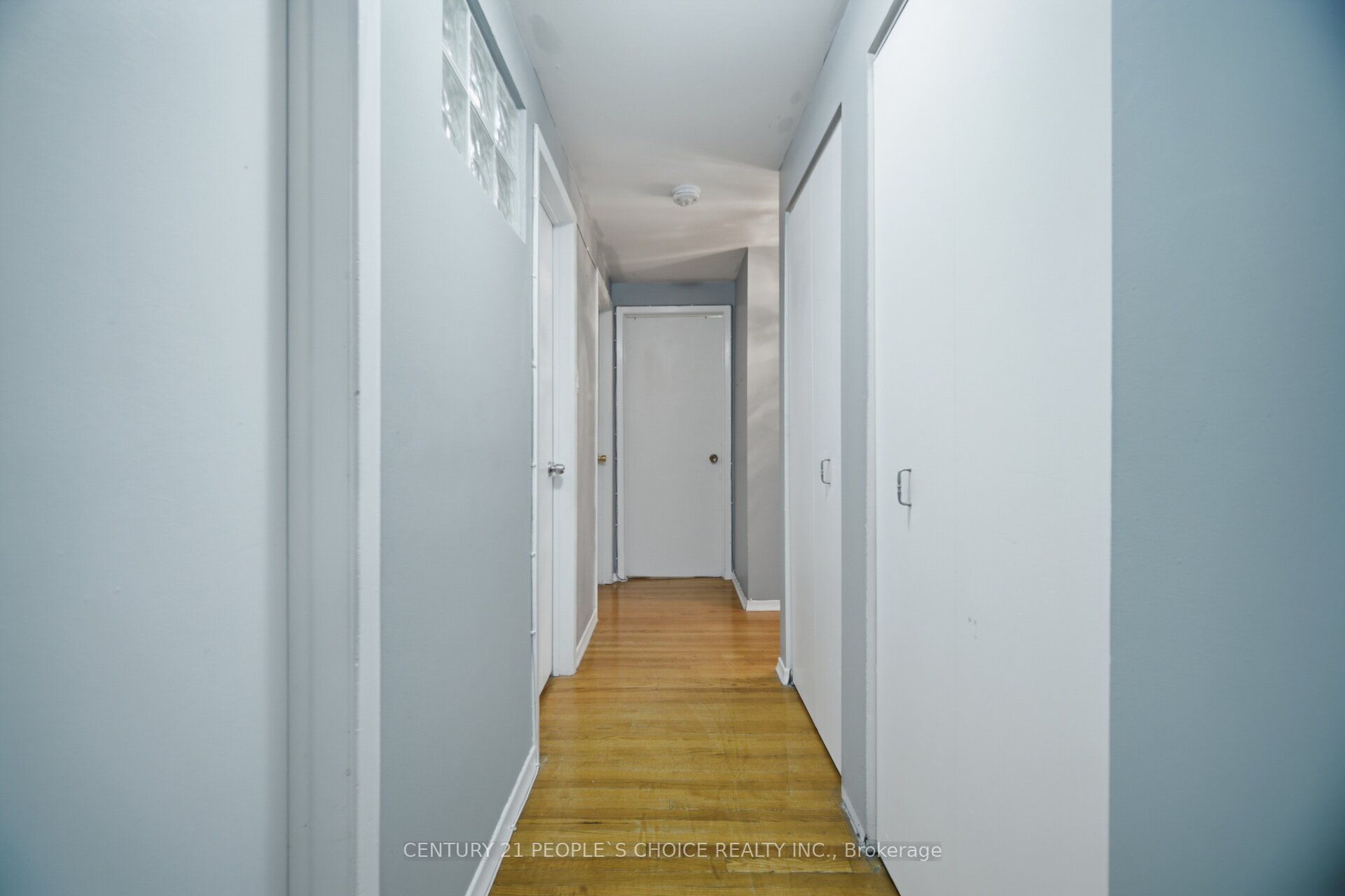 79 Fleetwood Crescent Property Photo 21