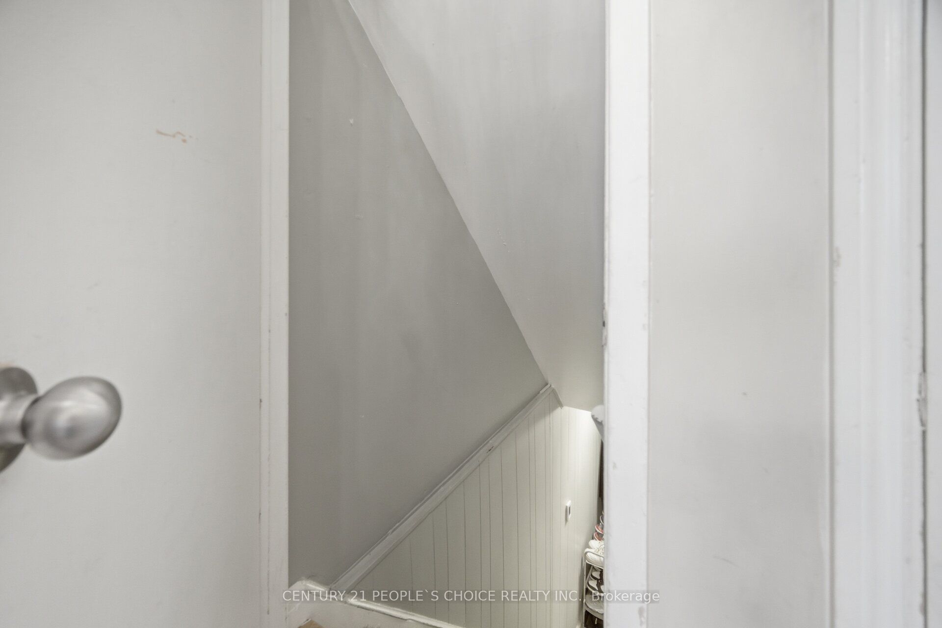 79 Fleetwood Crescent Property Photo 33