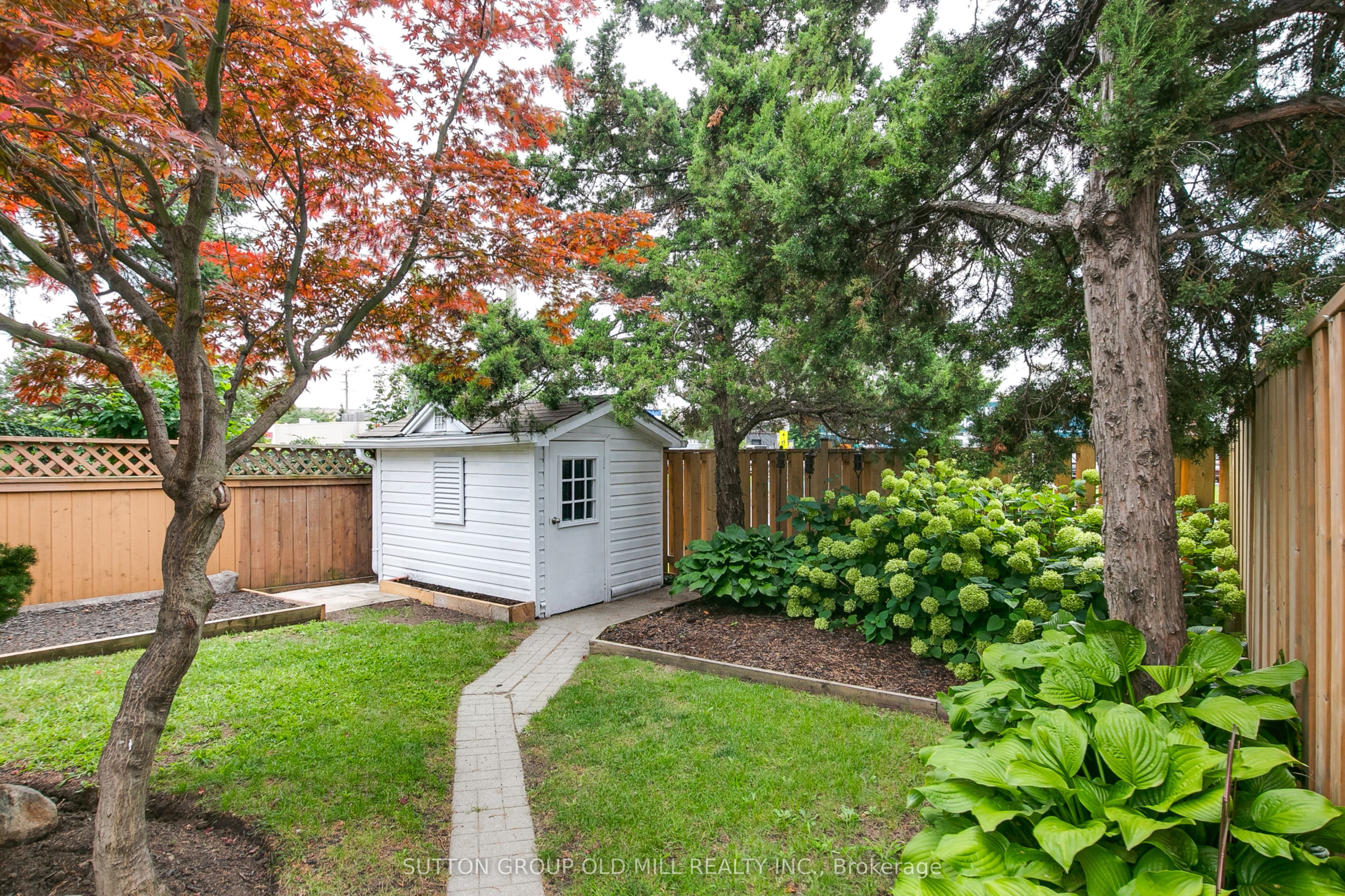993 Islington Avenue Property Photo 30