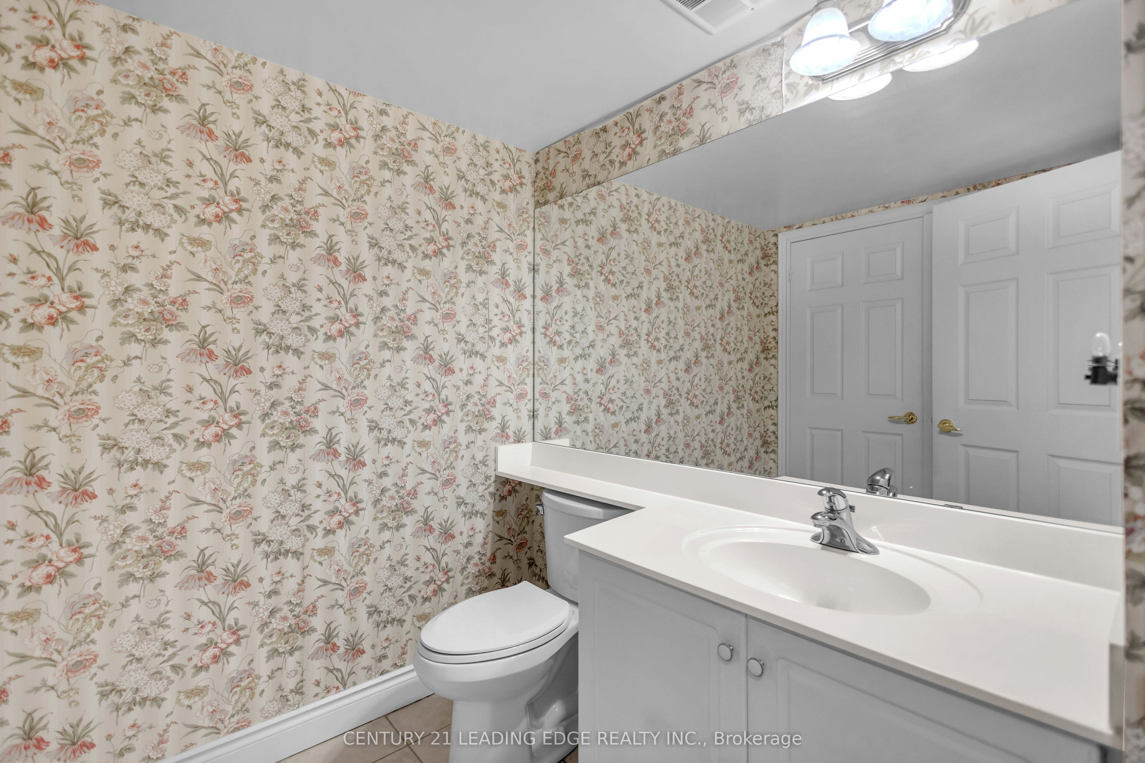 442 Maple Ave Avenue 403 Property Photo 14