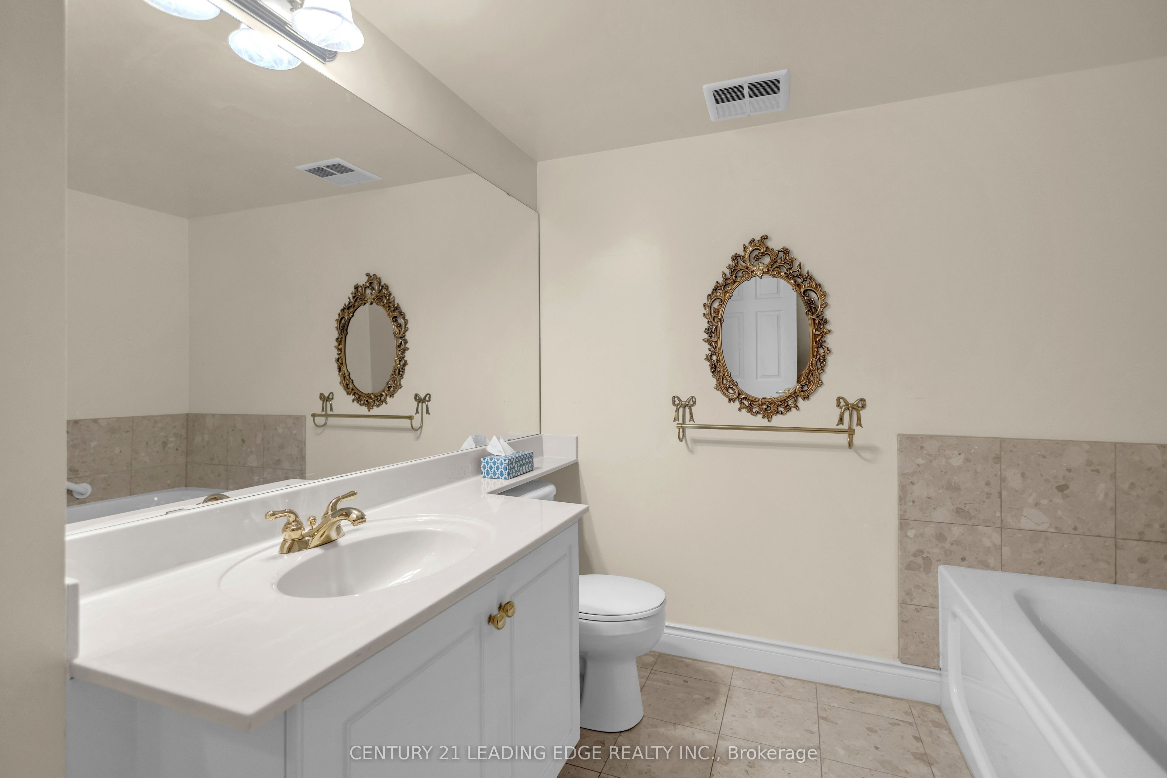 442 Maple Ave Avenue 403 Property Photo 15