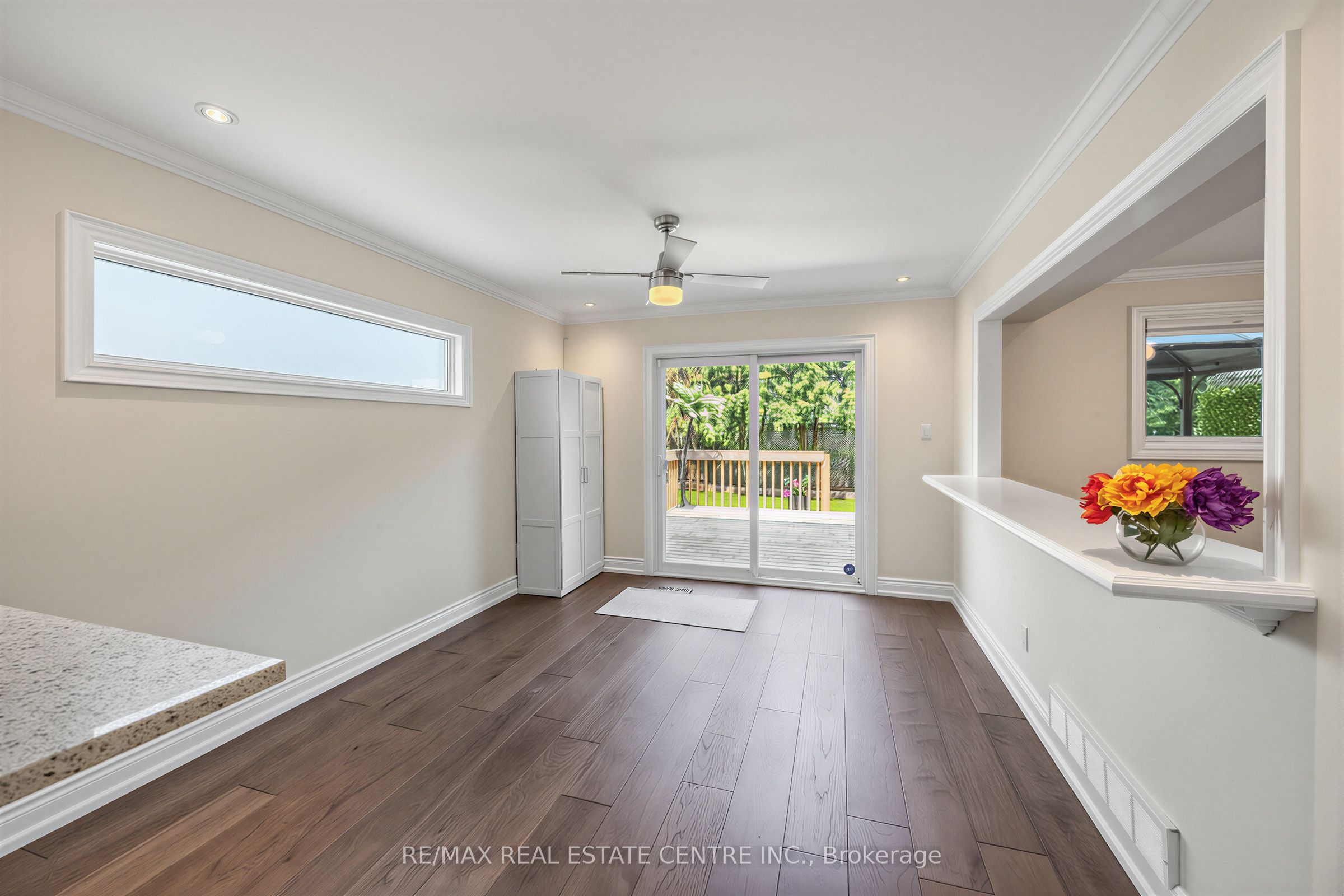 365 Lynn Place Property Photo 15
