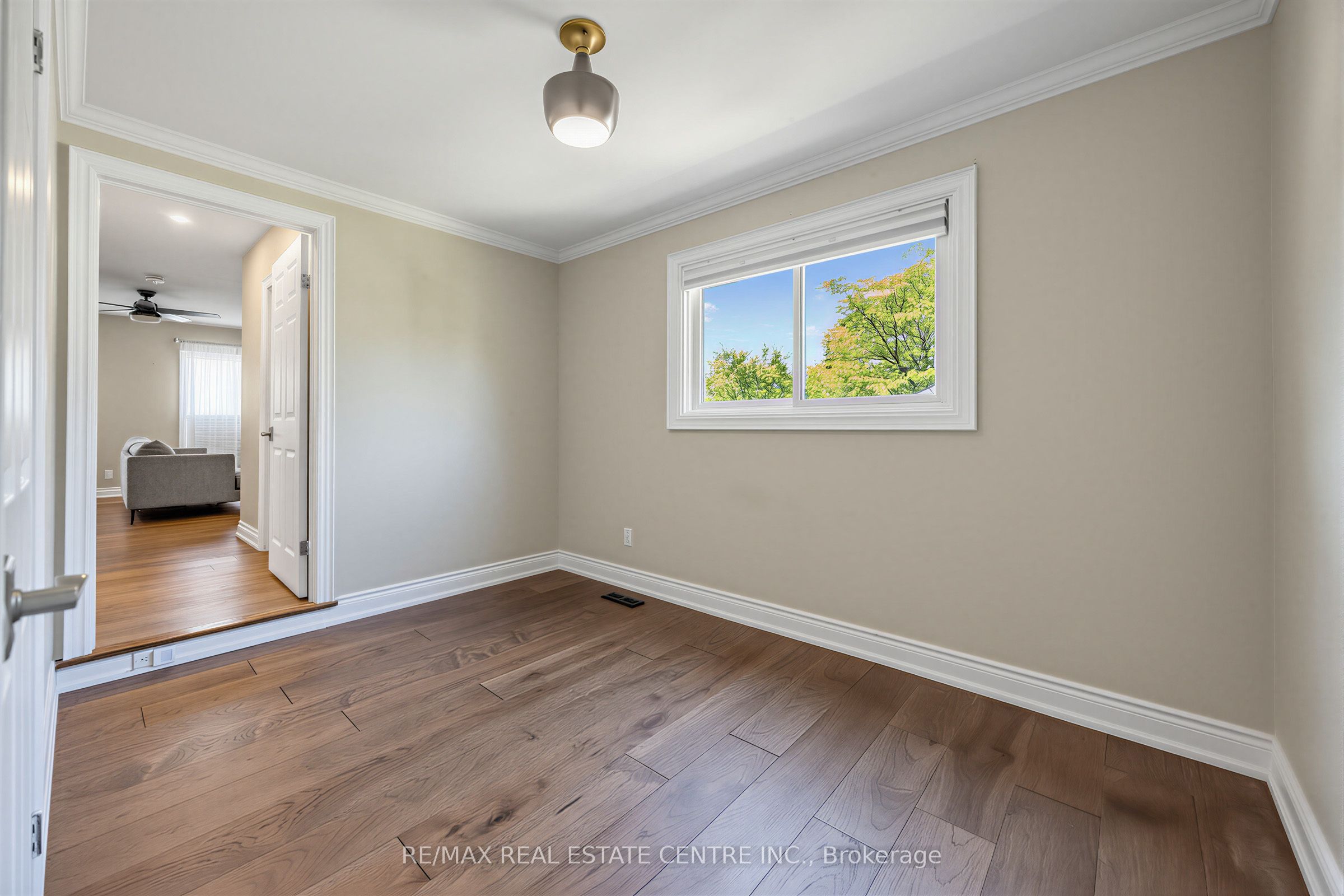365 Lynn Place Property Photo 20
