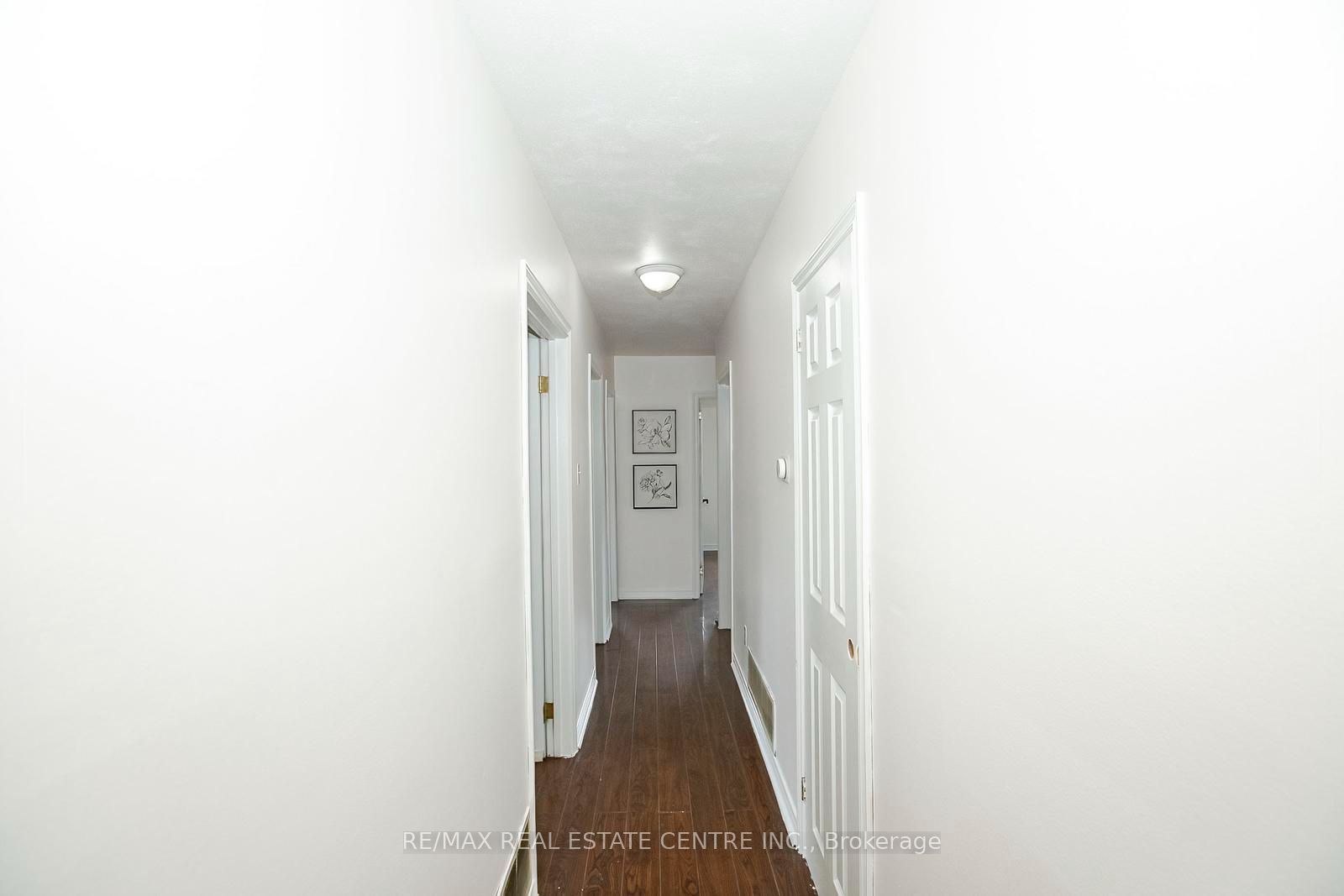 16 Mclaughlin Road N Property Photo 21