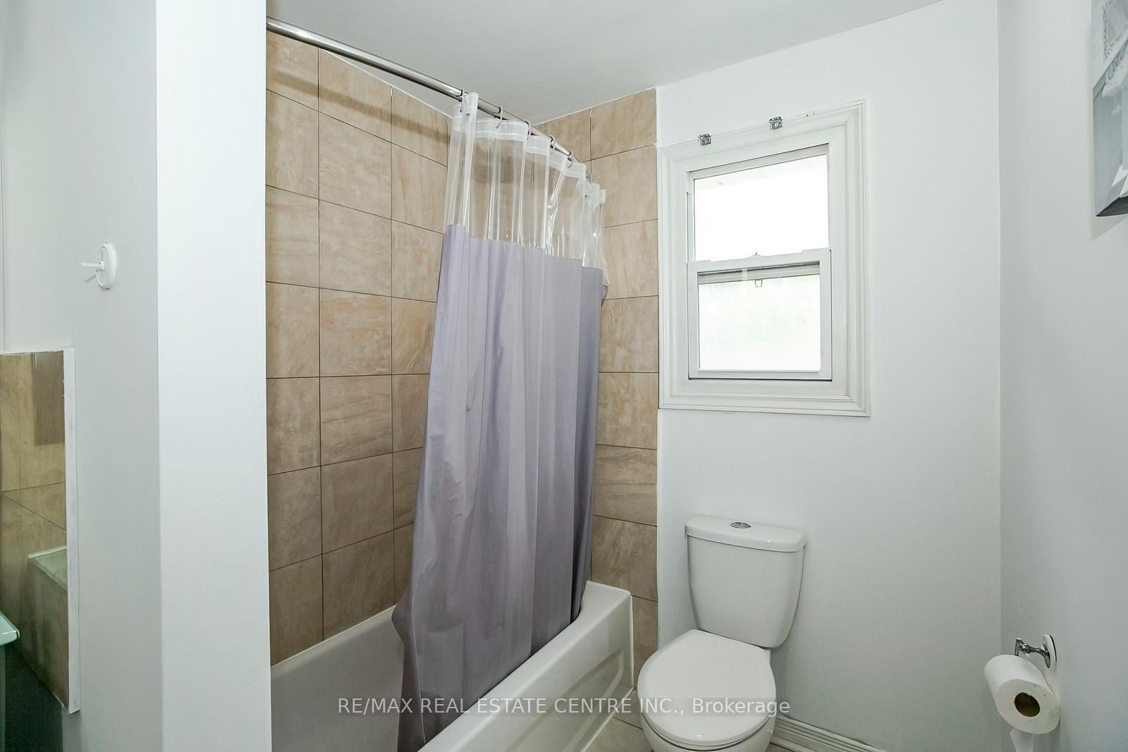 16 Mclaughlin Road N Property Photo 30