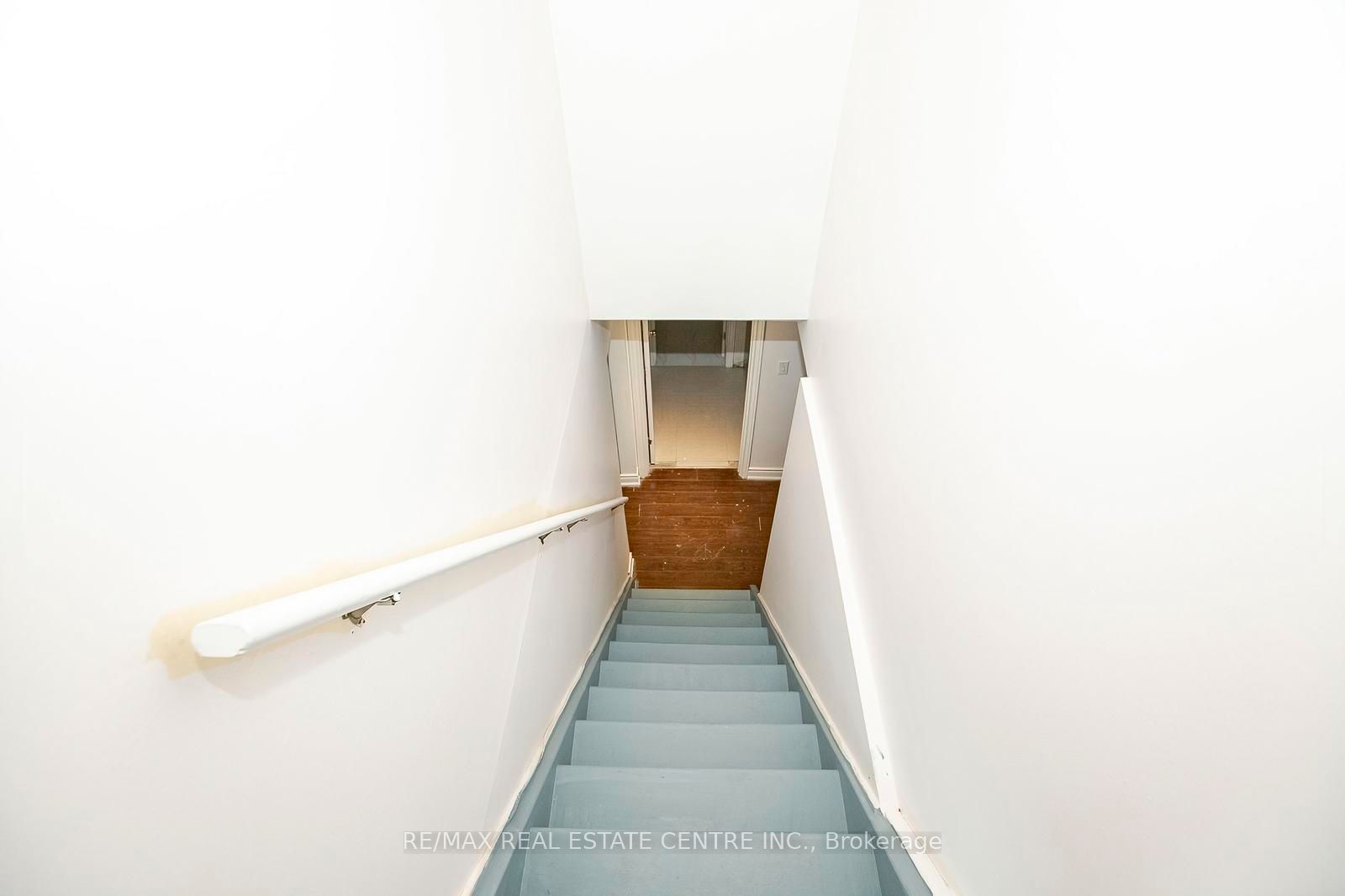 16 Mclaughlin Road N Property Photo 35