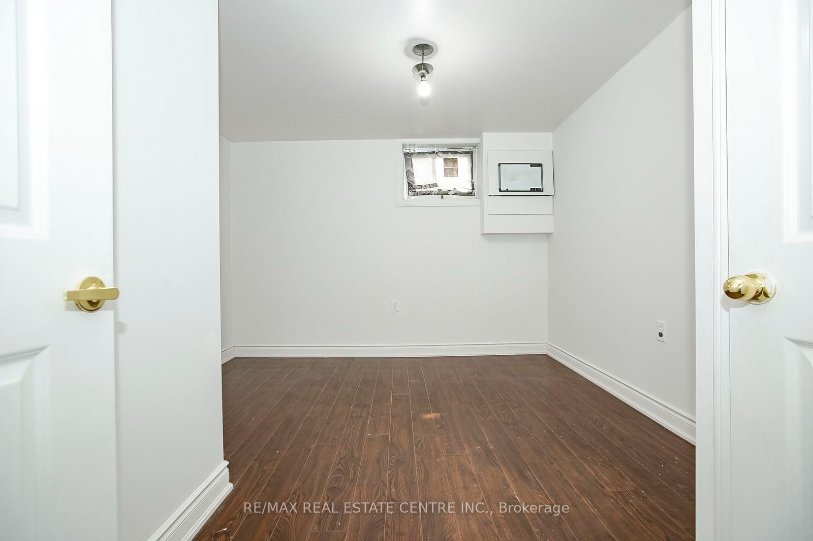 16 Mclaughlin Road N Property Photo 40