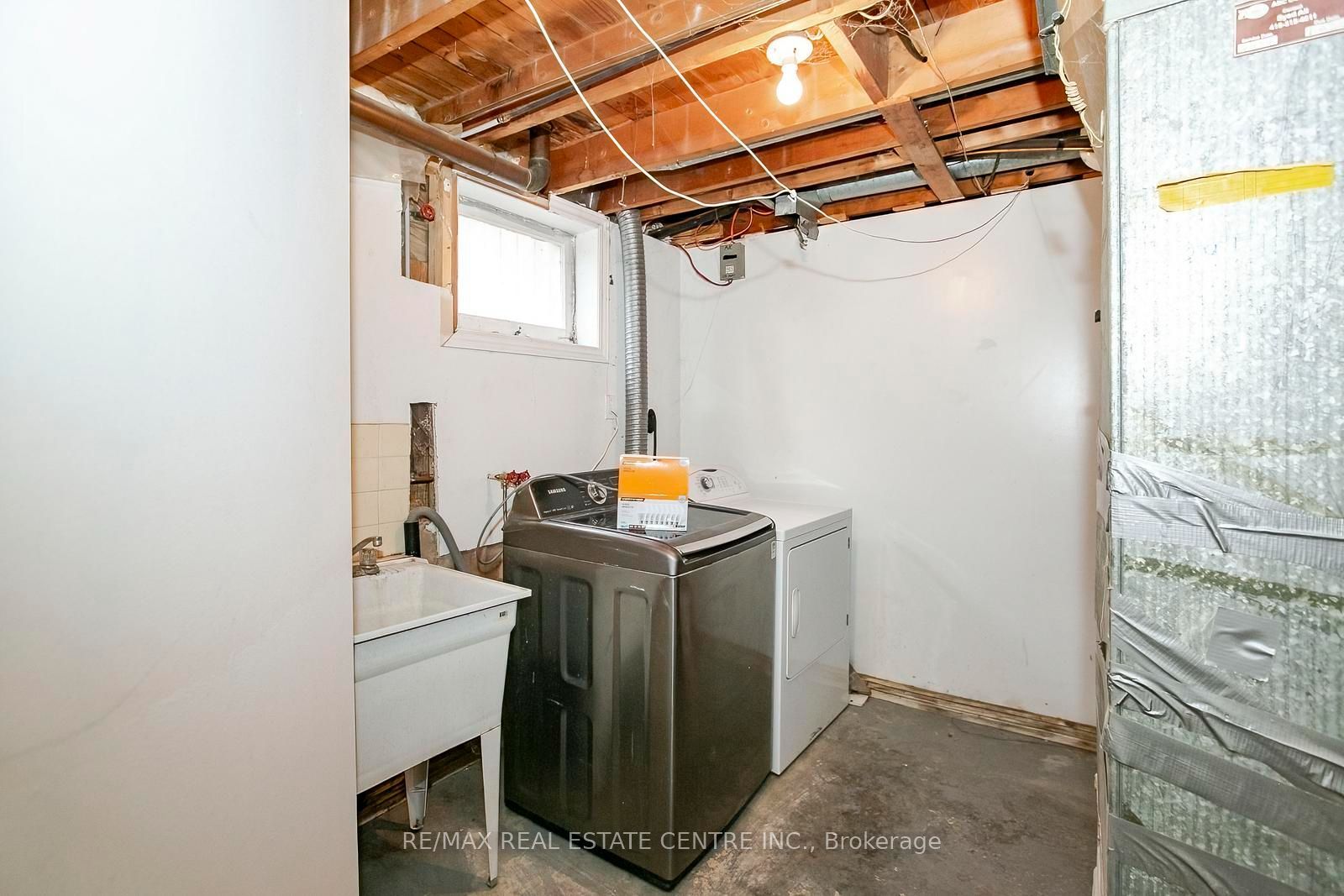 16 Mclaughlin Road N Property Photo 44